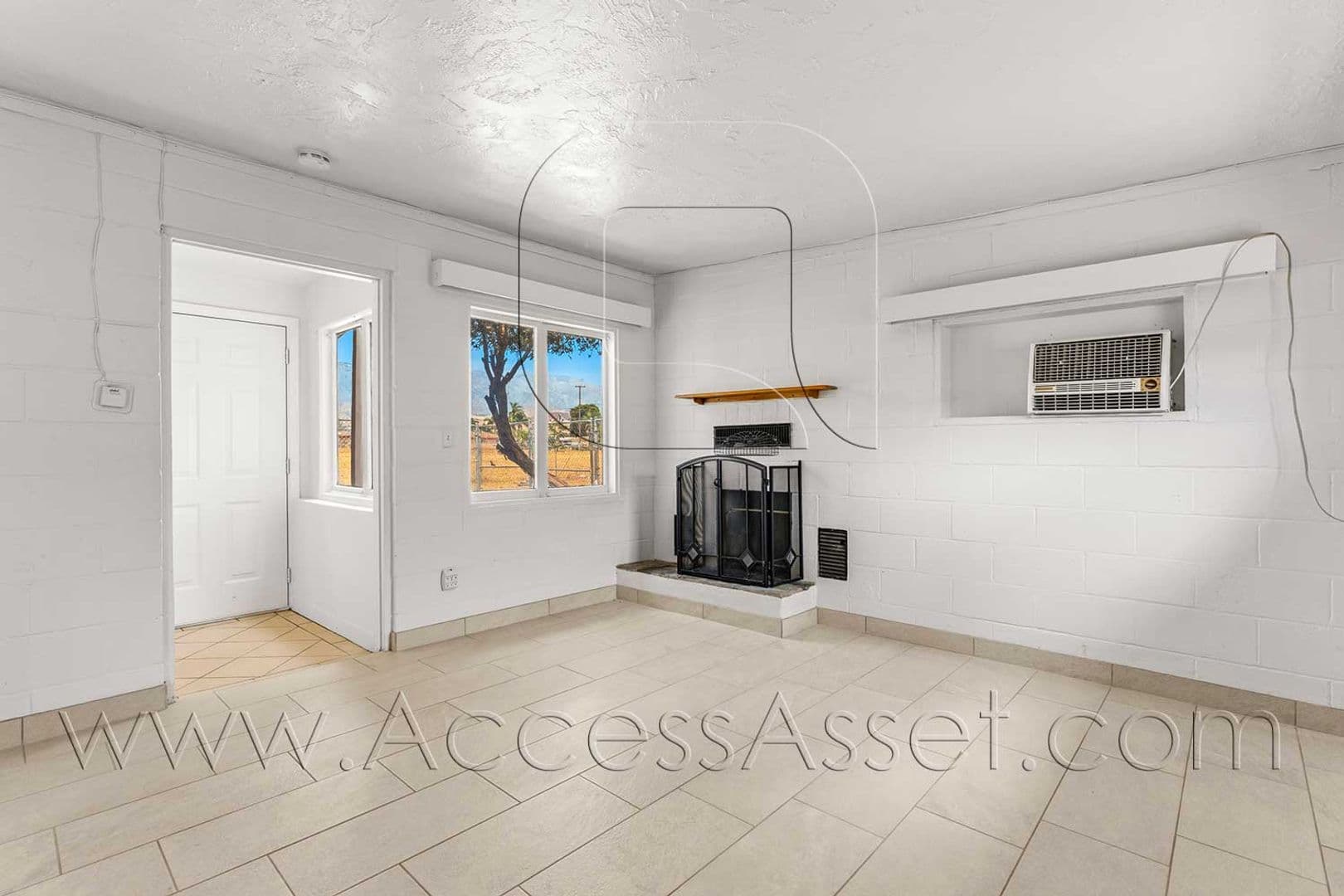 Beaumont House: 675 American Avenue #2