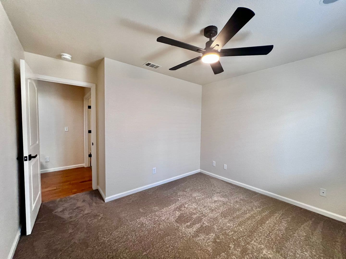 Manteca House: 1695 Klondike Way
