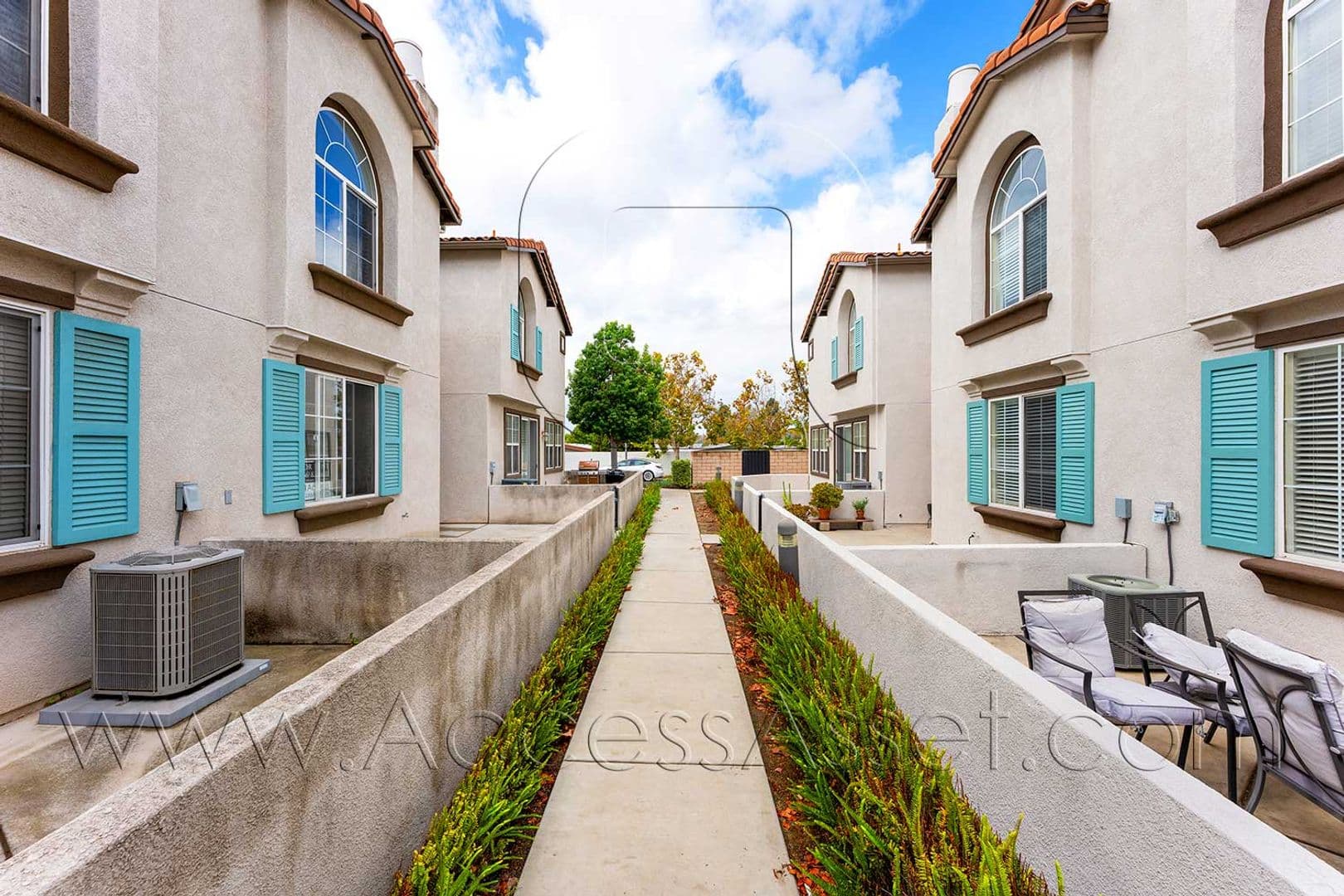 Oceanside House: 288 Fisherman Lane #3