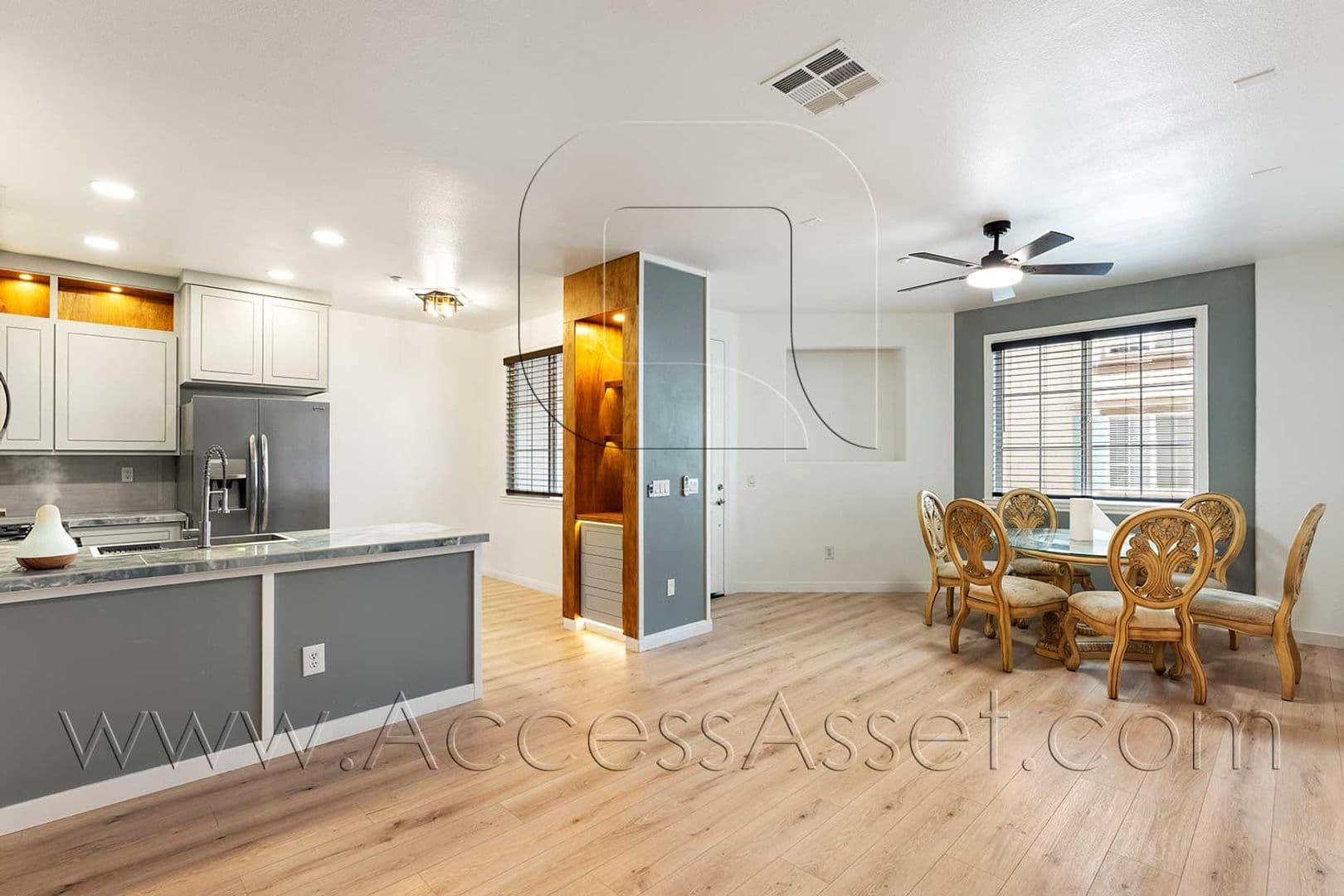 Oceanside House: 288 Fisherman Lane #3