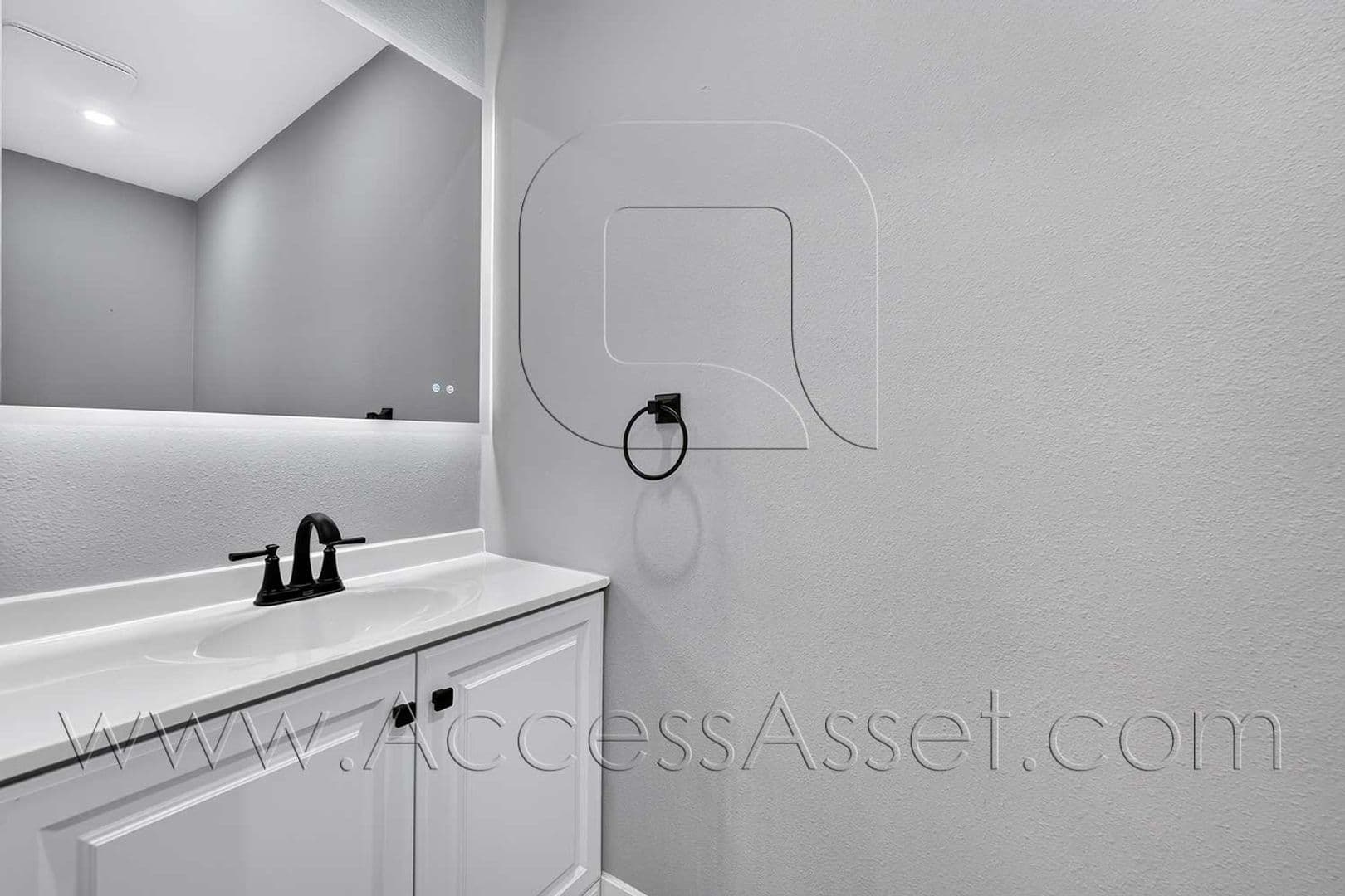 Vista Apartment: 1509 Goodwin Dr
