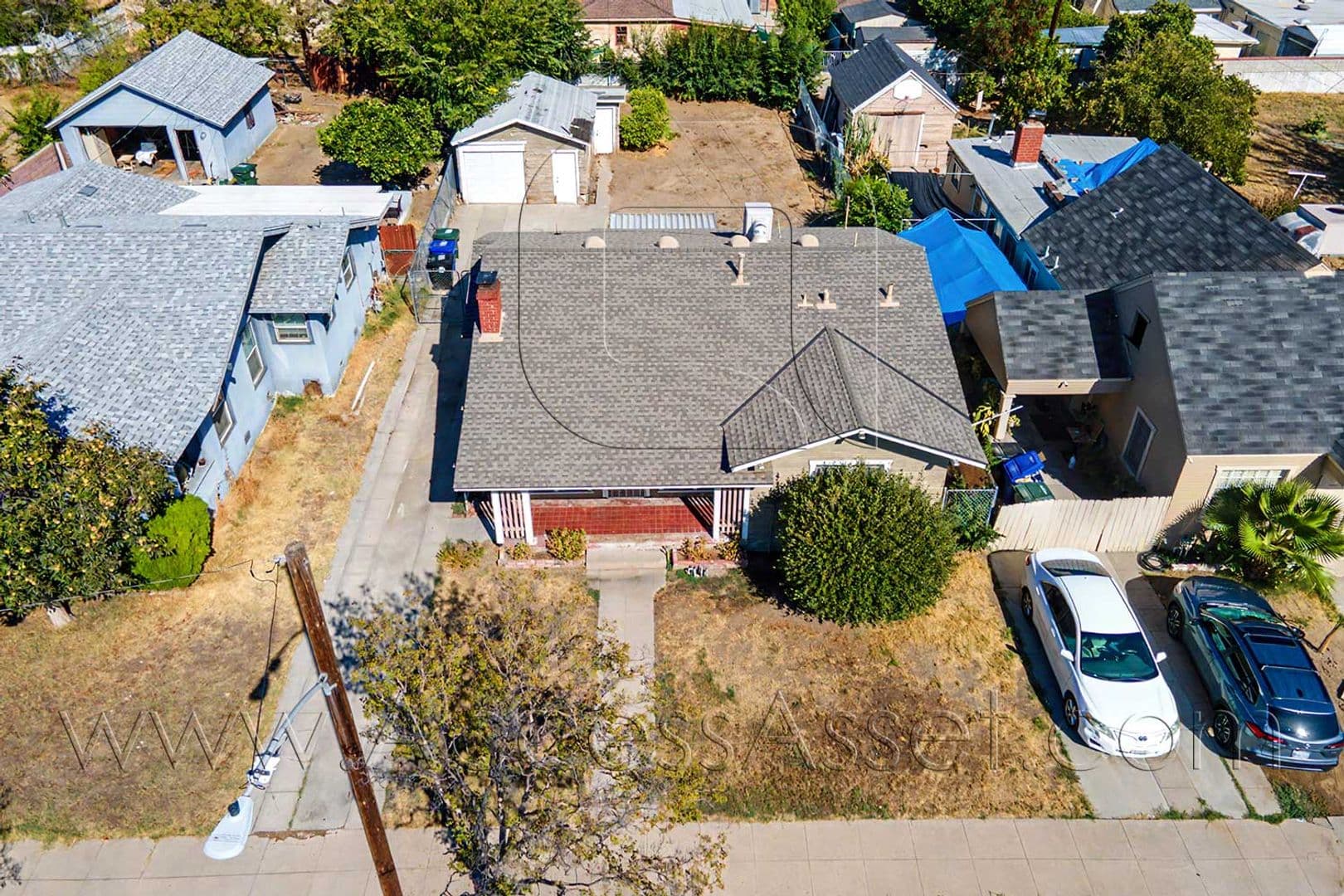 San Bernardino House: 2829 N Pershing Ave