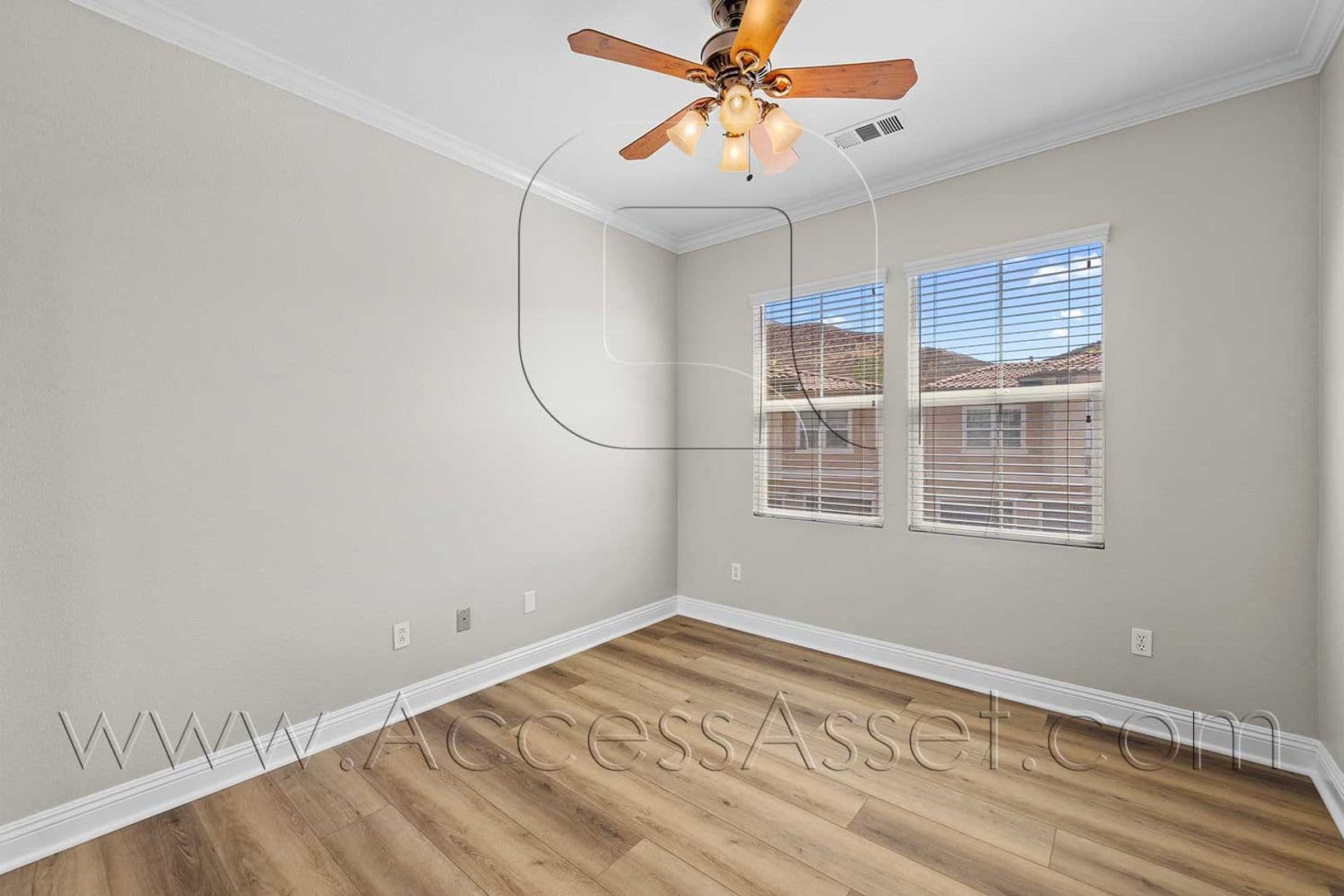 Lake Elsinore House: 15427 Park Point Ave - 110