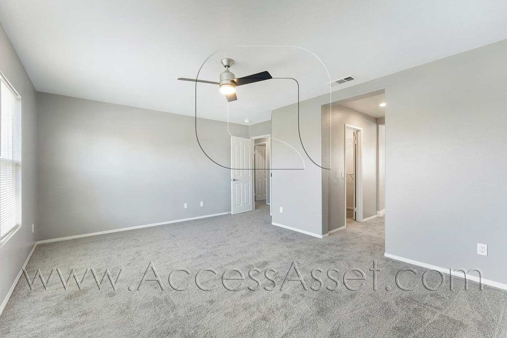 Eastvale House: 13555 Apricot Tree Ln