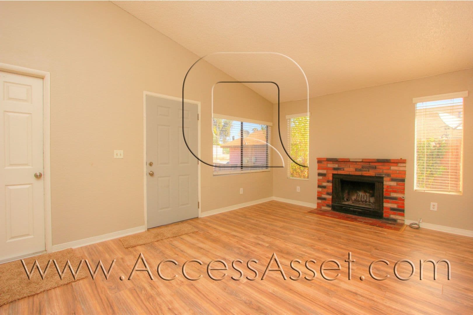 Lake Elsinore Apartment: 33150 Esther St.