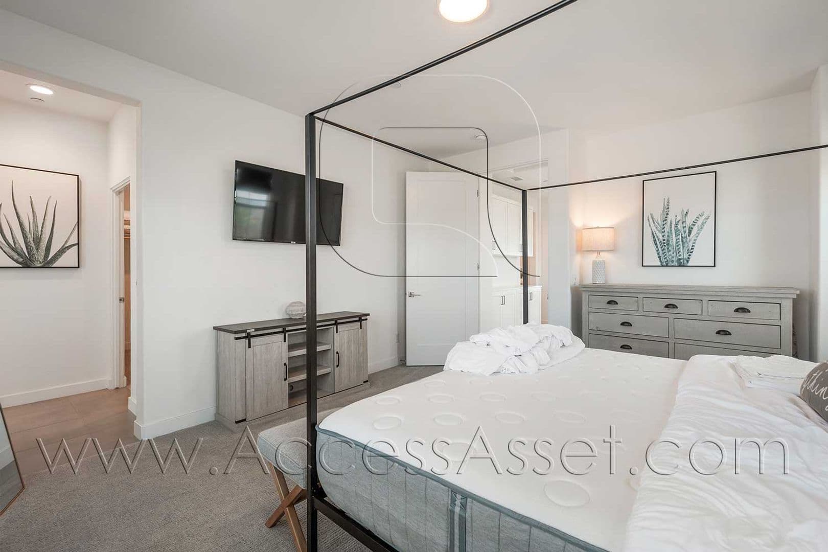 Palm Desert House: 35758 McCarthy St