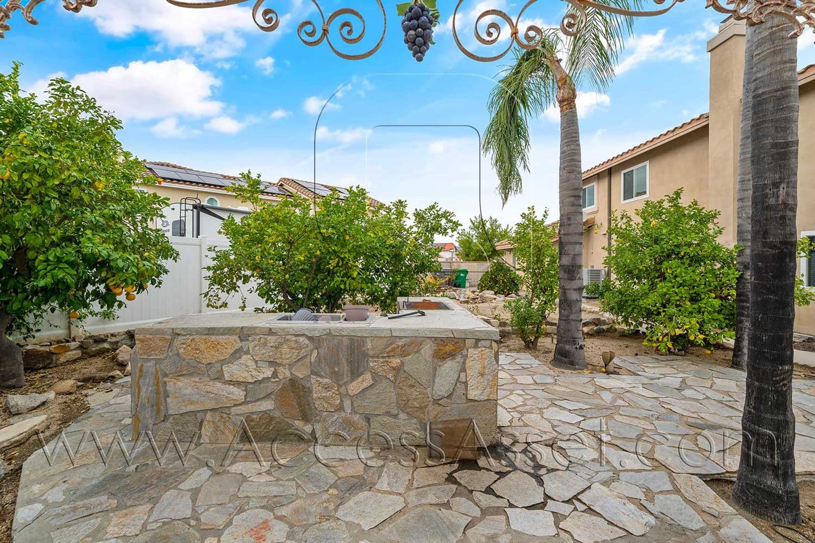 Murrieta House: 25448 Lavender Cir