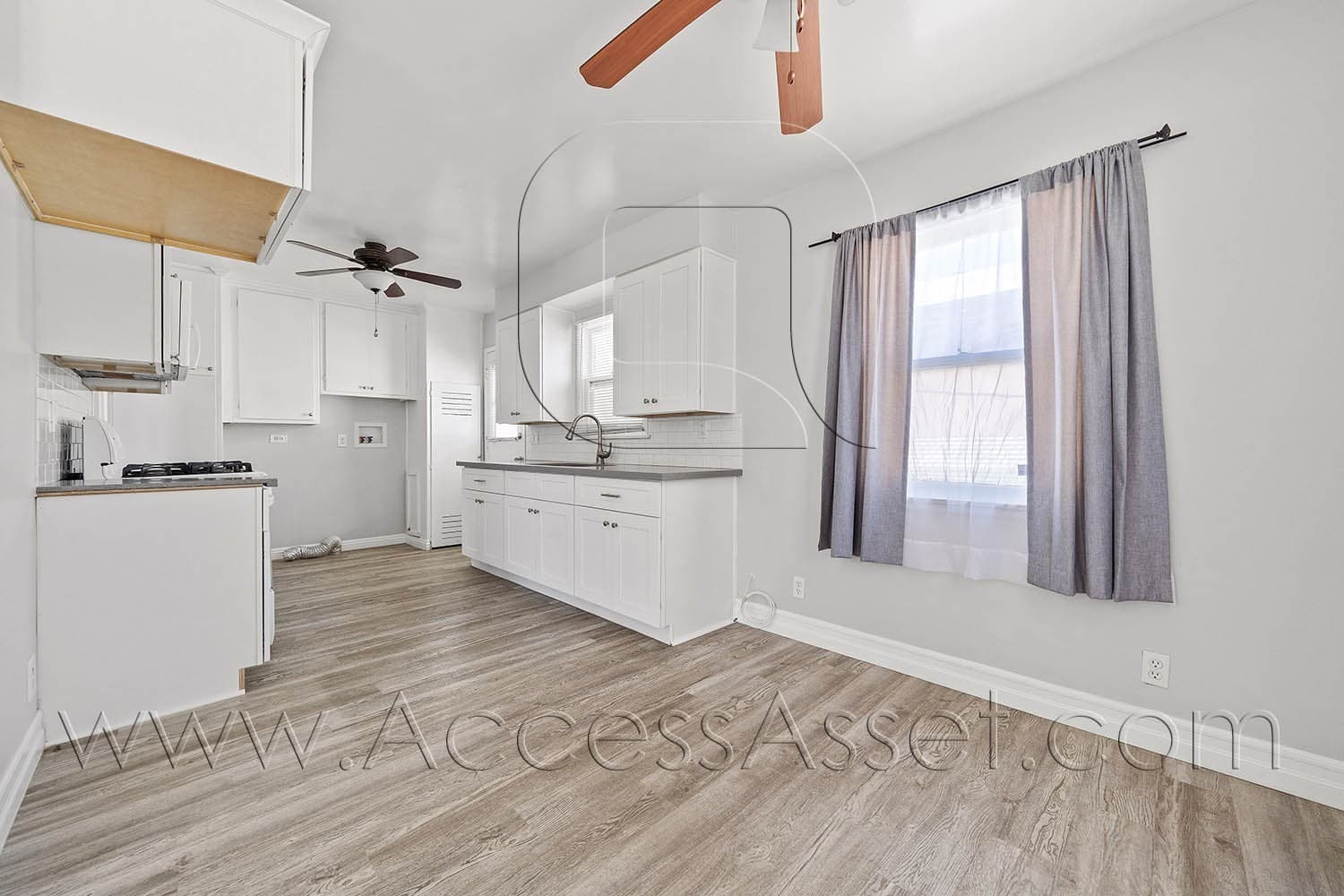 San Bernardino House: 2840 N F St