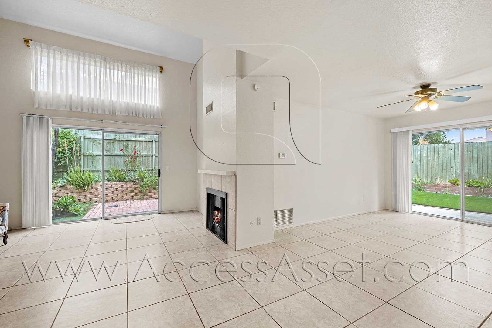 Lake Elsinore House: 619 Parkview Drive