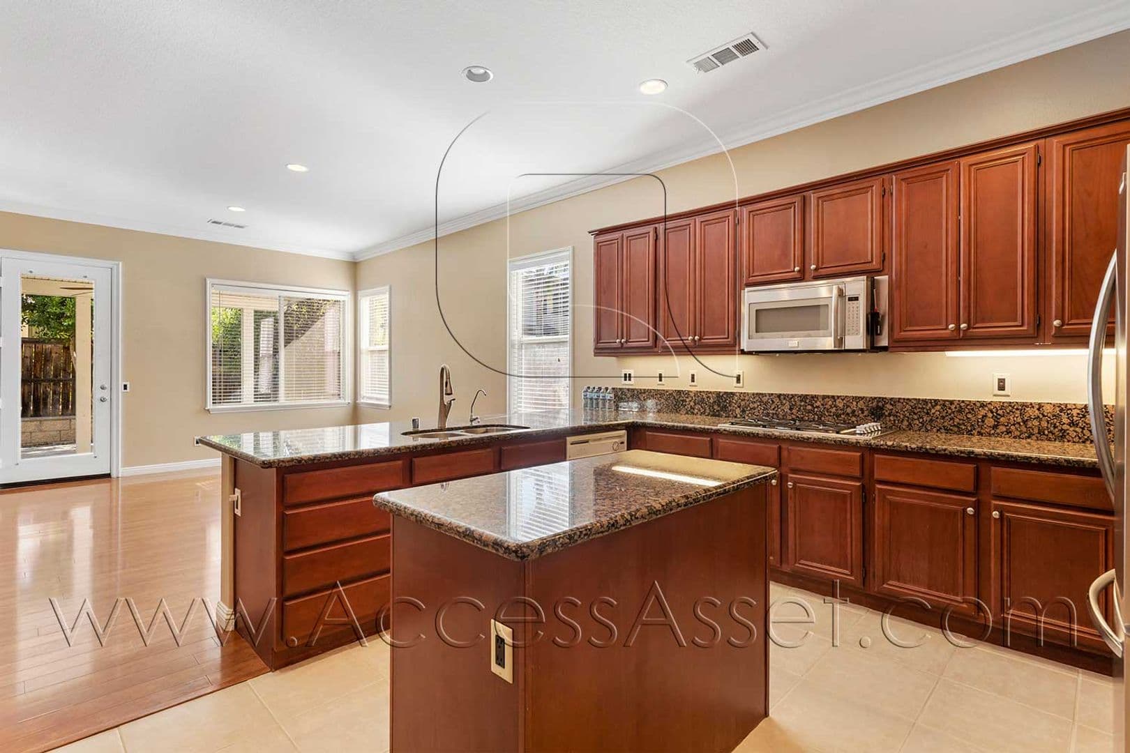 Winchester House: 36026 Pansy St