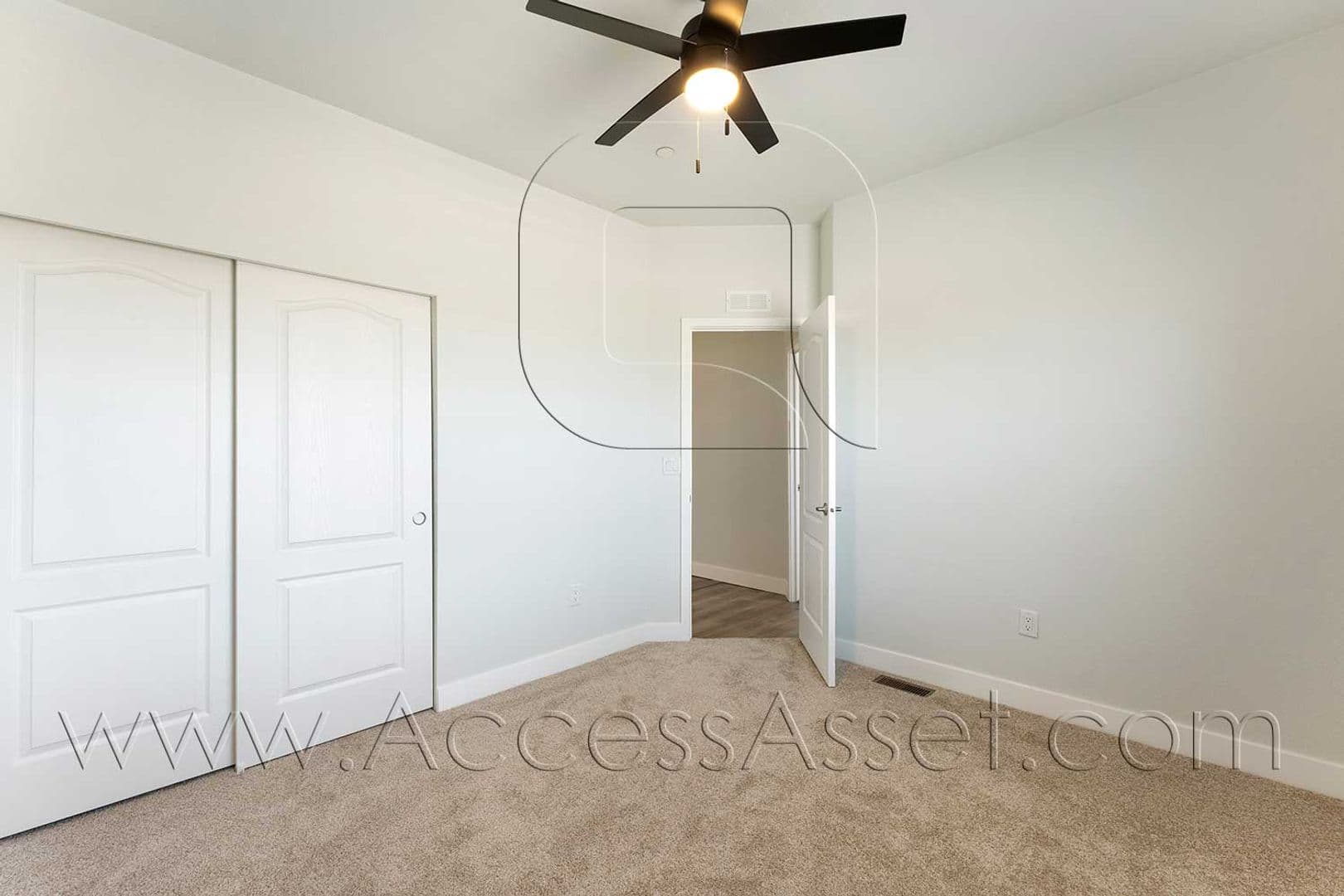 Lake Elsinore Apartment: 33351 Macy St