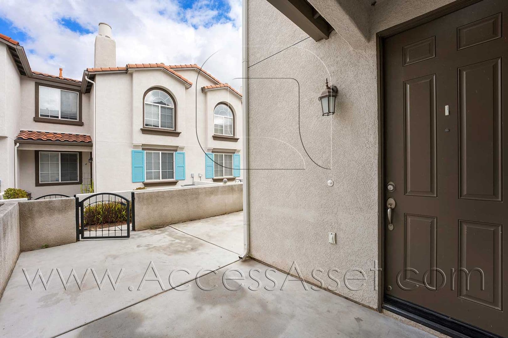 Oceanside House: 288 Fisherman Lane #3