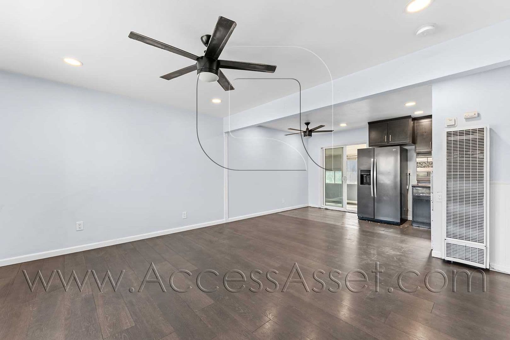 Lake Elsinore Apartment: 402 Davis St