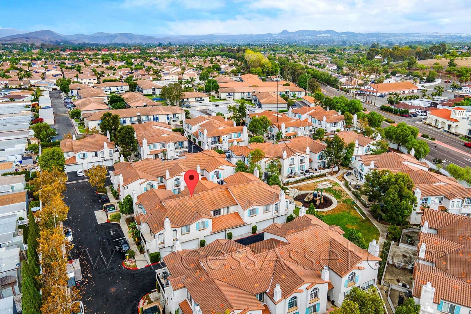 Oceanside House: 288 Fisherman Lane #3
