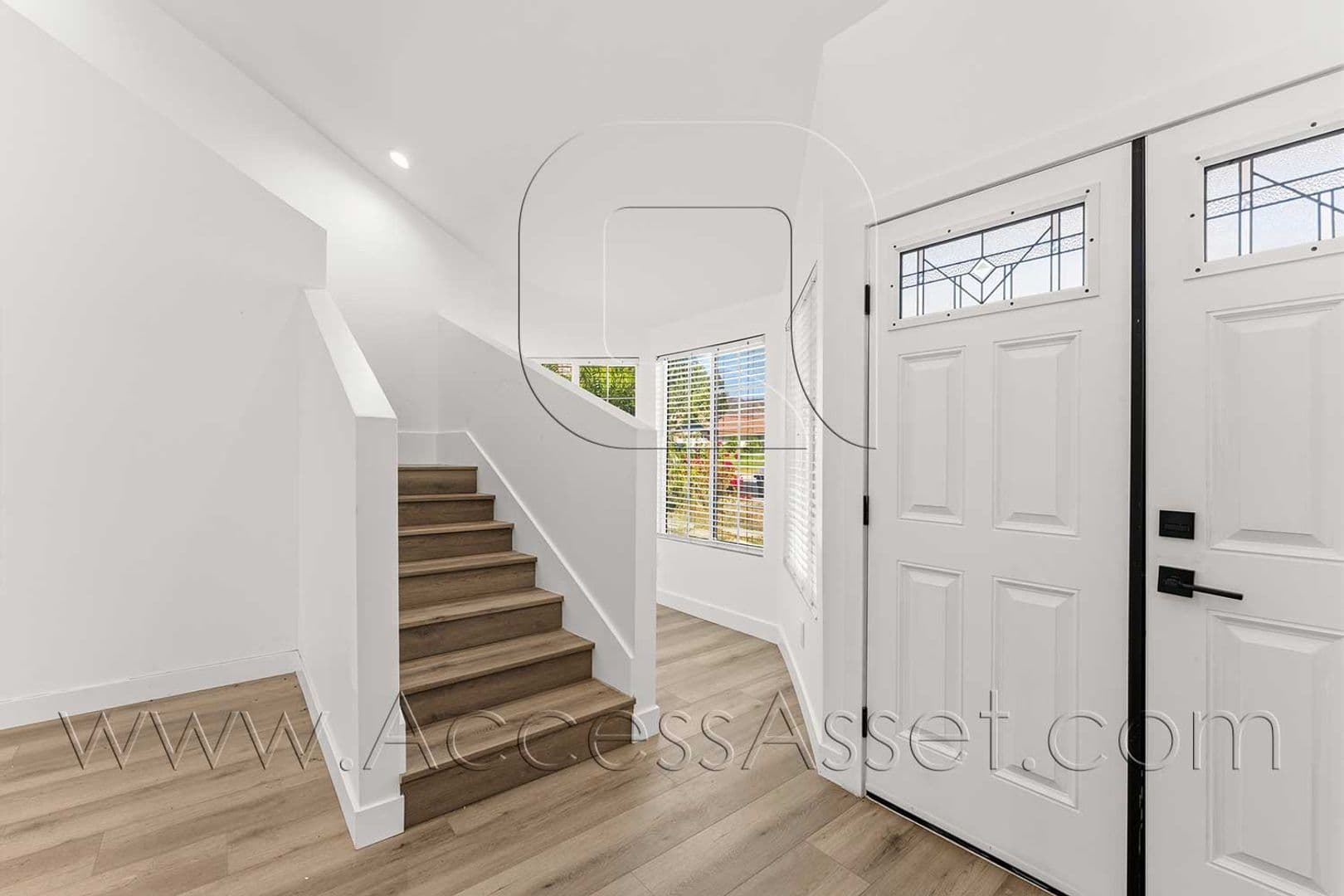Riverside Apartment: 10946 Thrush Dr