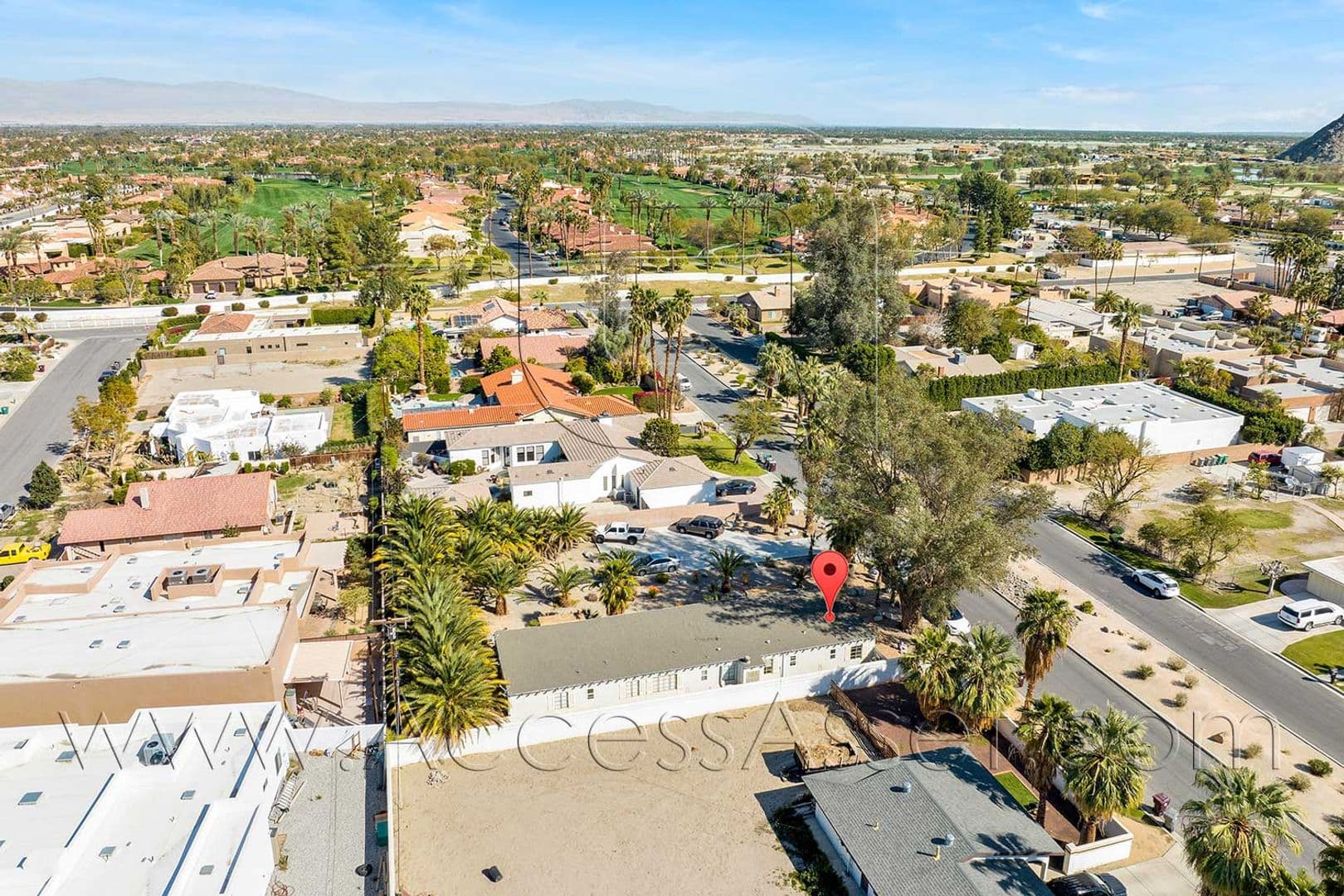 La Quinta Apartment: 78660 Ave. La Fonda