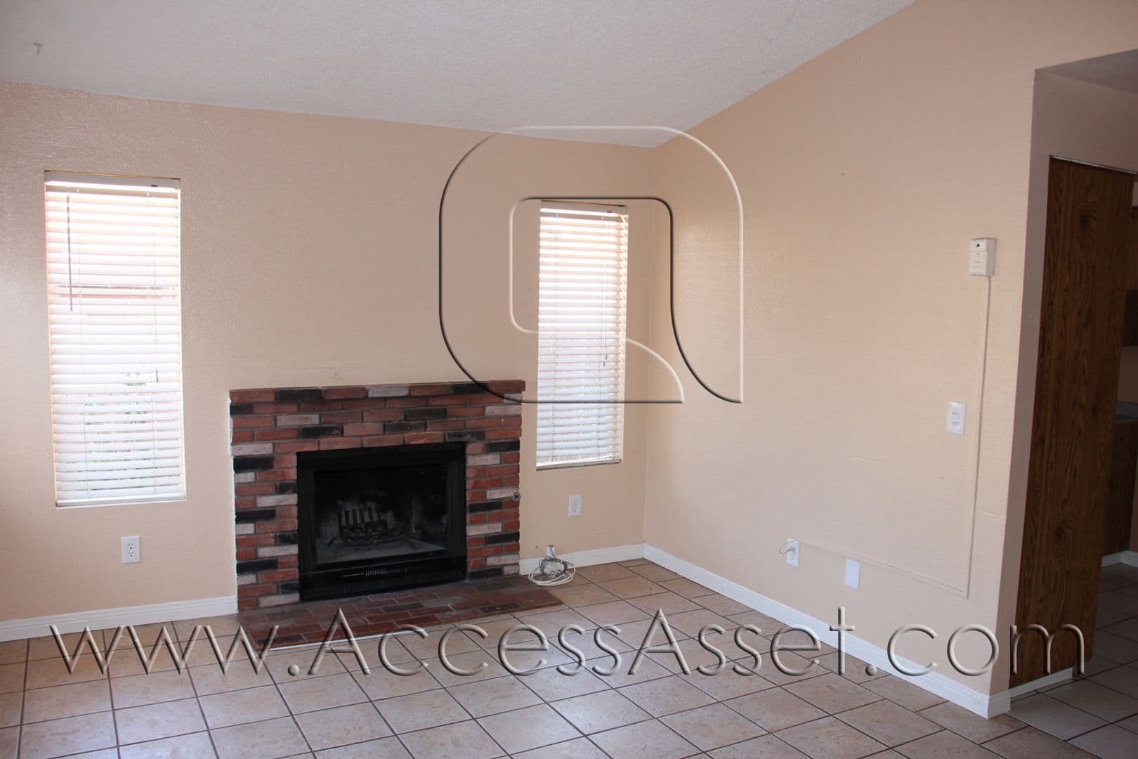 Lake Elsinore Apartment: 33150 Esther St.
