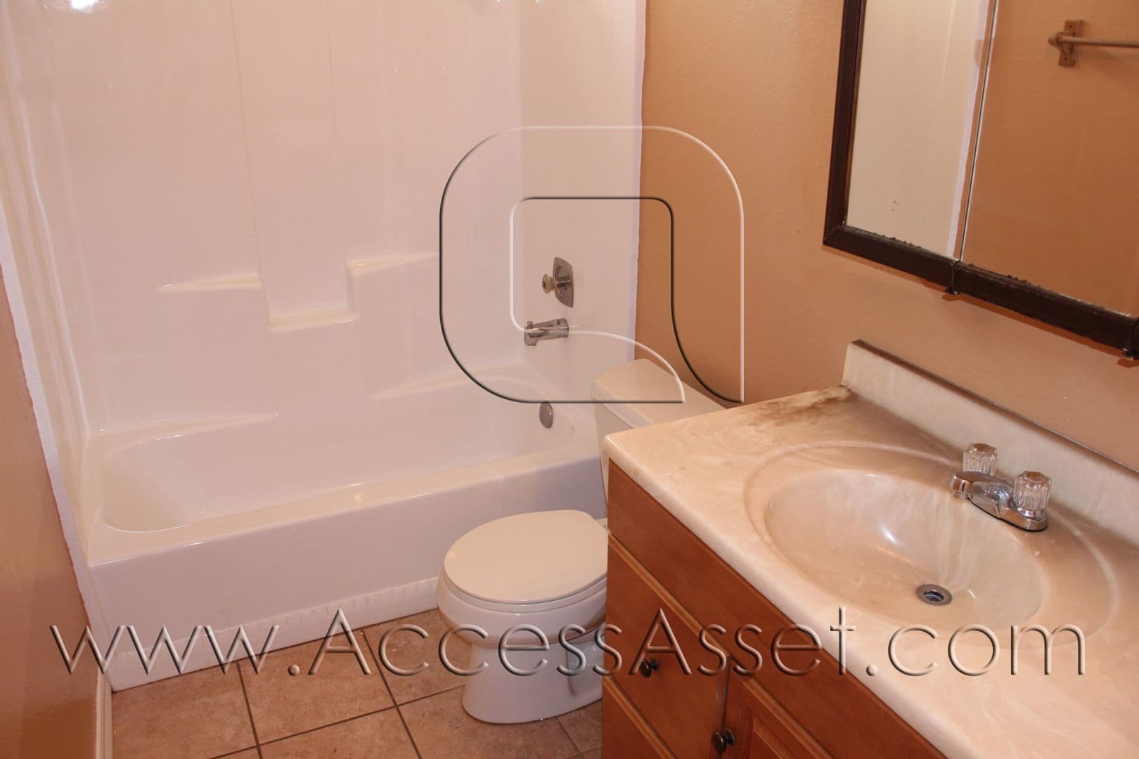 Lake Elsinore Apartment: 33150 Esther St.