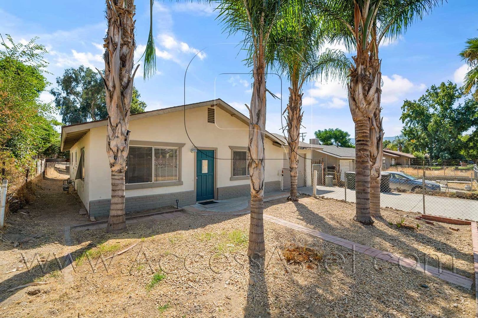 Lake Elsinore House: 29650 Jernigan St.
