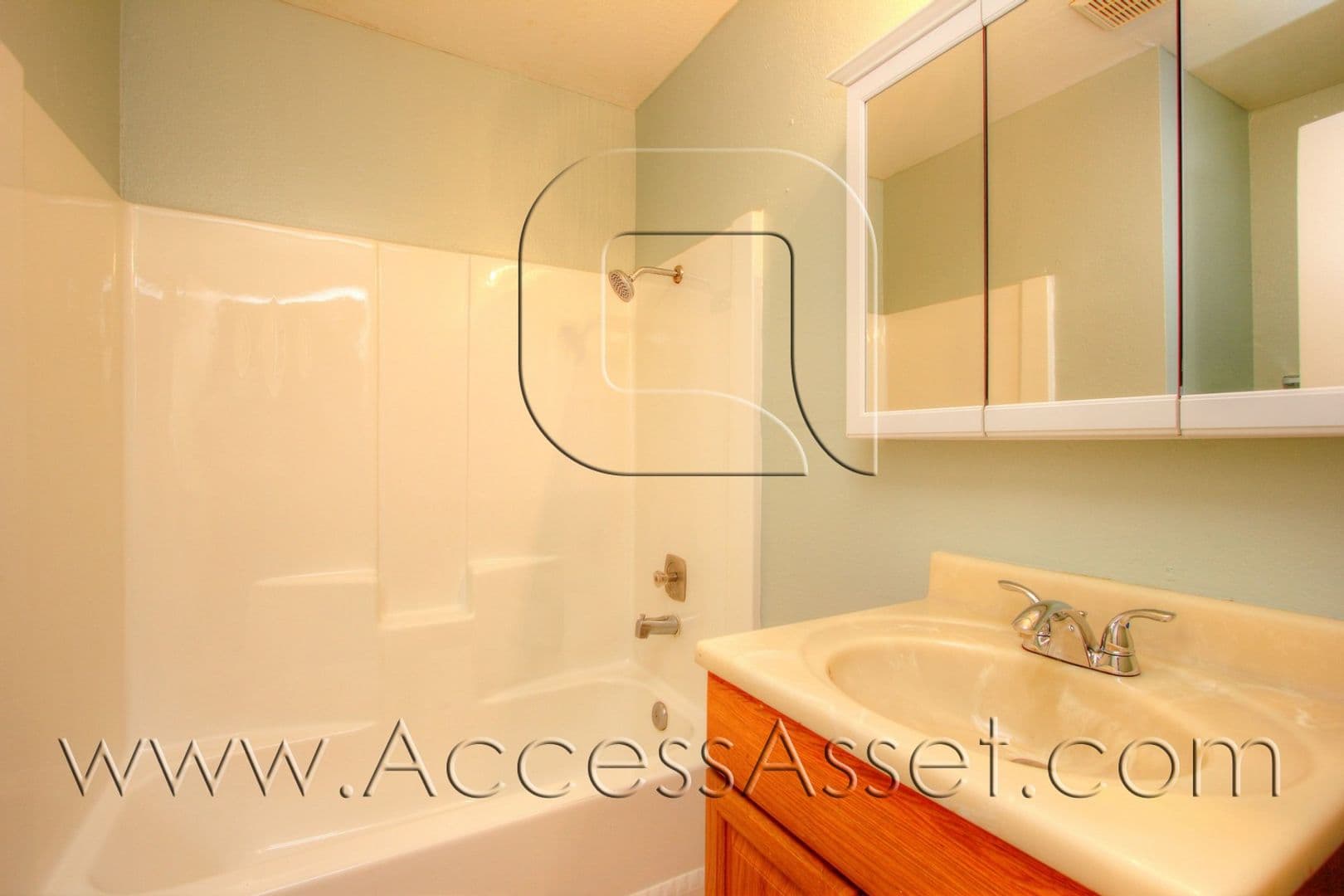 Lake Elsinore Apartment: 33150 Esther St.