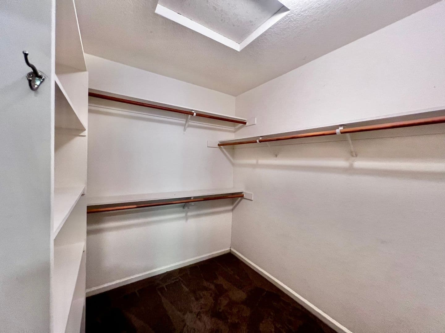 Manteca House: 1695 Klondike Way