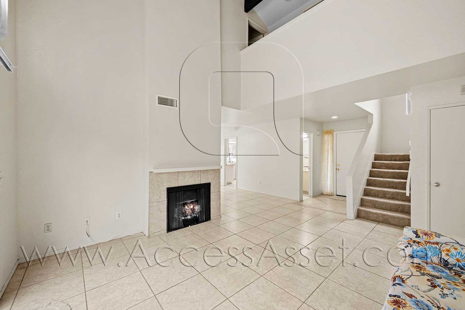 Lake Elsinore House: 619 Parkview Drive