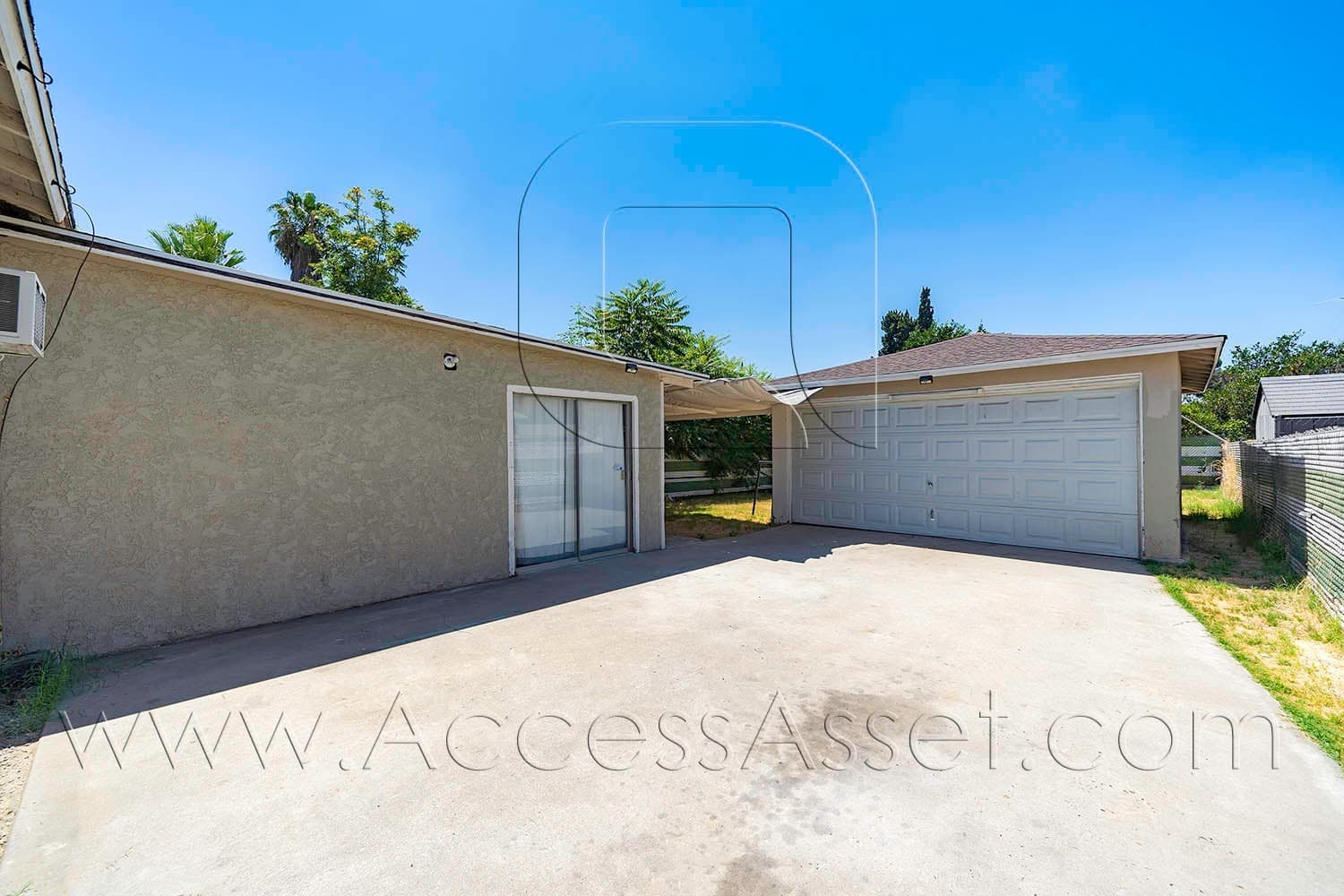 San Bernardino House: 2840 N F St