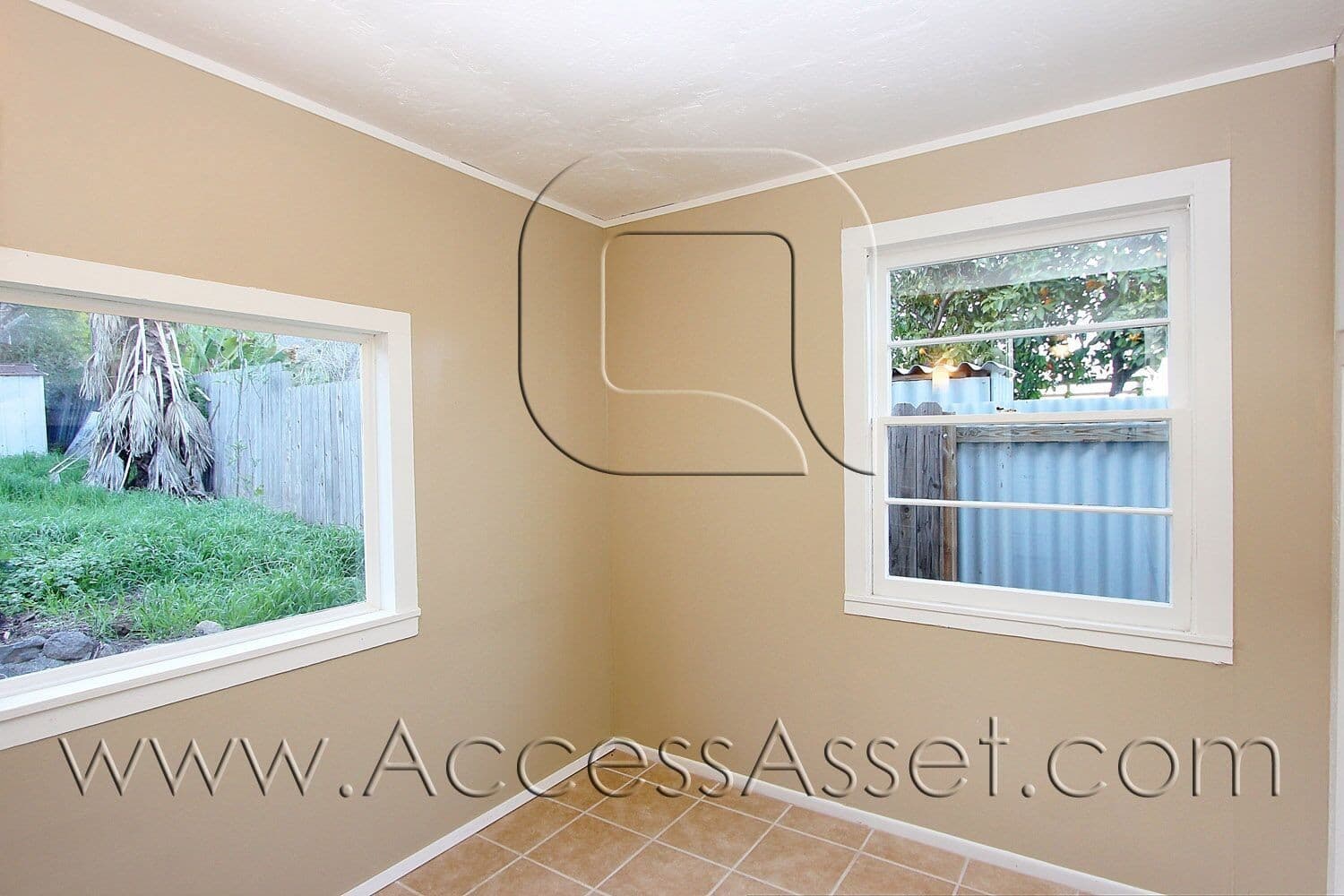 Lake Elsinore House: 33243 Gillette St.