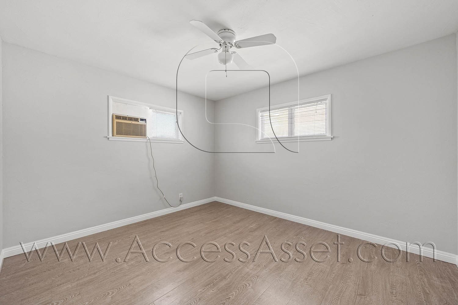 San Bernardino House: 2840 N F St
