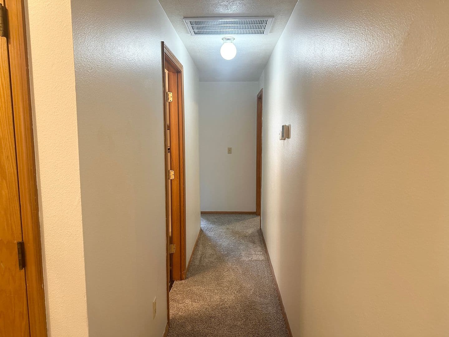 McMinnville House: 2538 NE Norton Ct