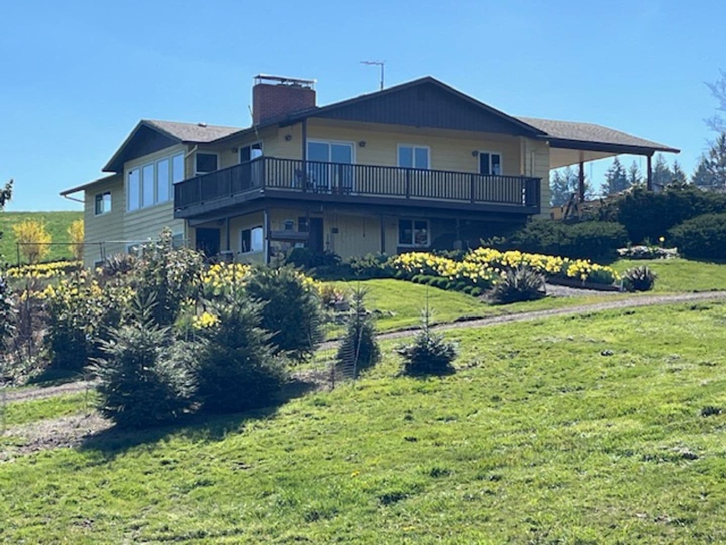 Gaston House: 2451 NW Goodin Creek RD