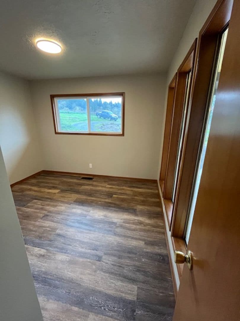 Gaston House: 2451 NW Goodin Creek RD