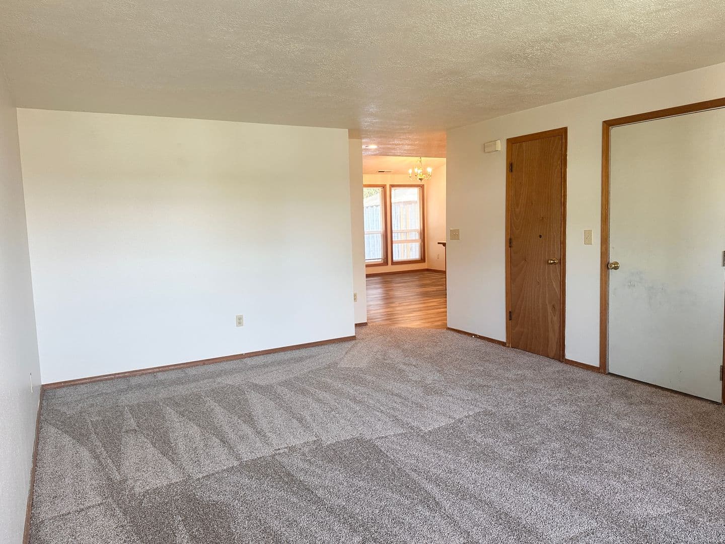 McMinnville House: 2538 NE Norton Ct