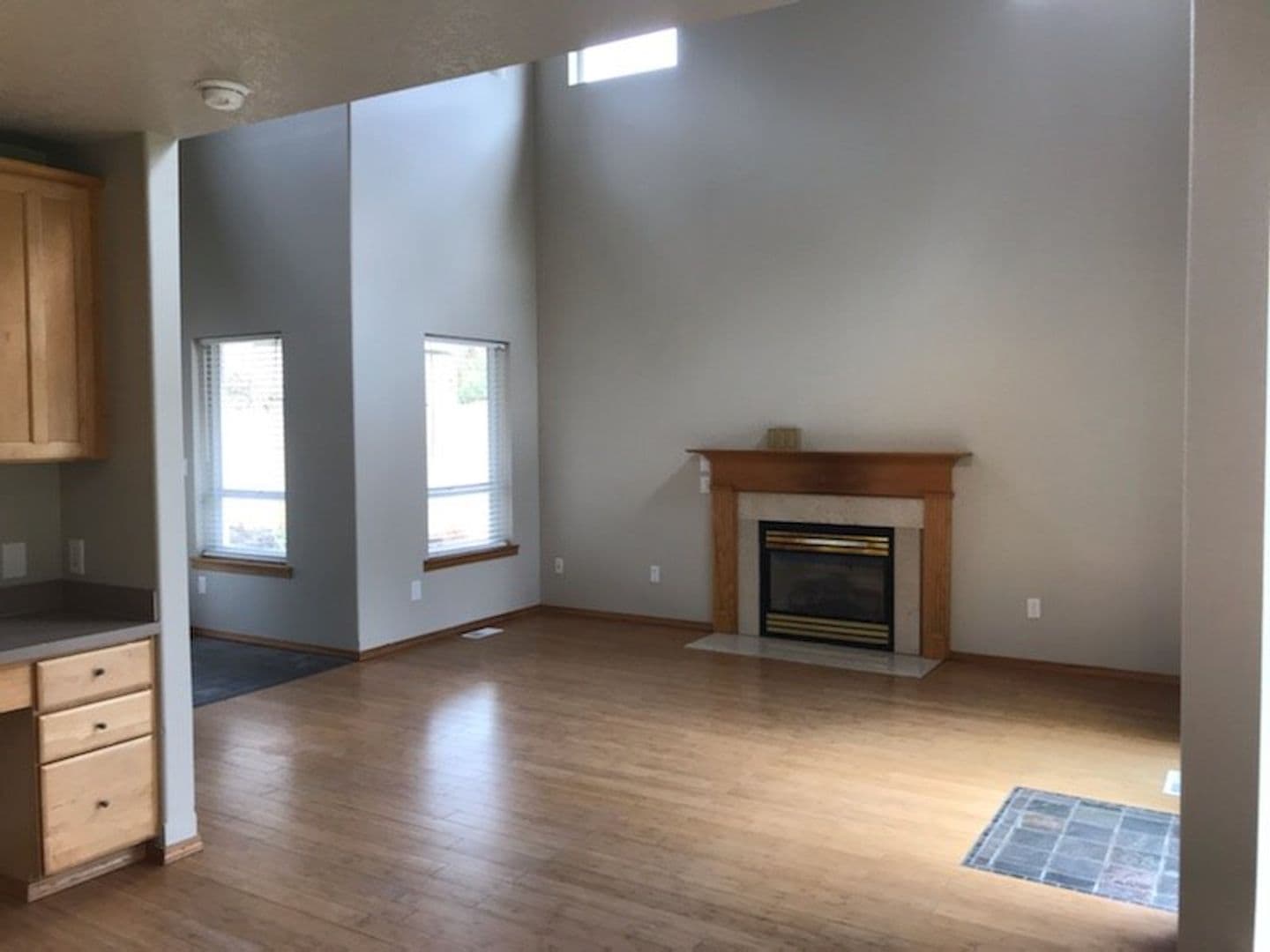 Newberg House: 623 N Grant St