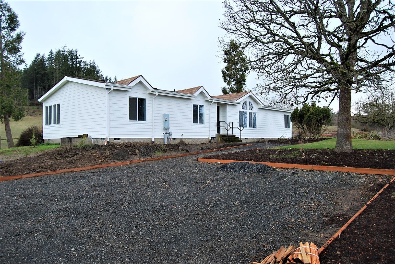 Carlton House: 7511 NE Oak Spring Farm Rd