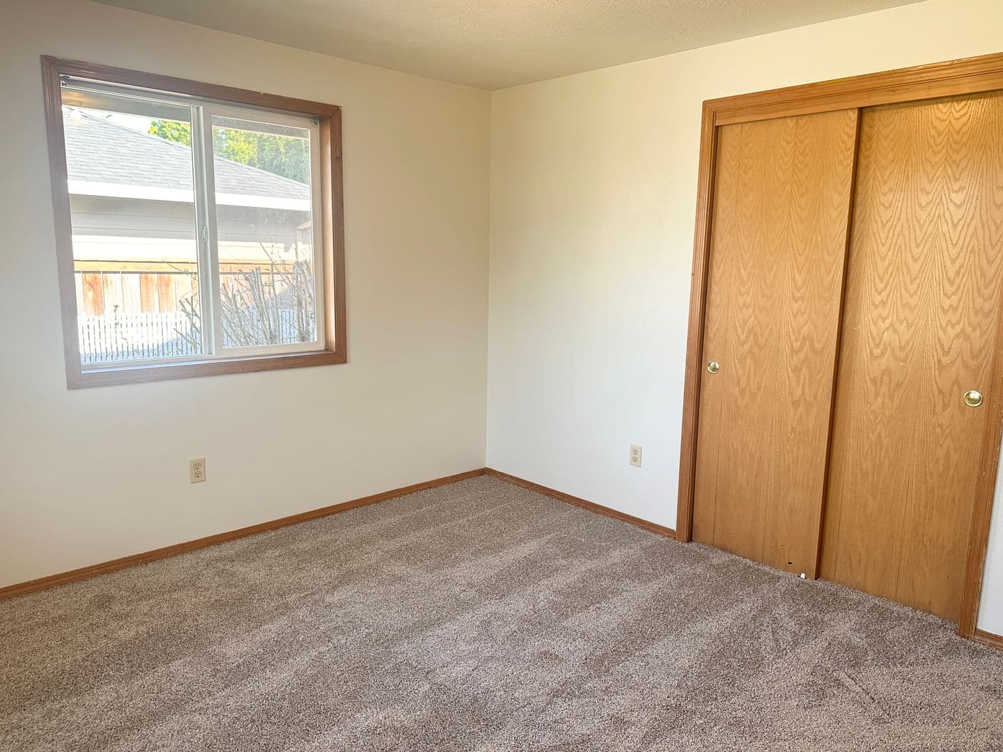 McMinnville House: 2538 NE Norton Ct