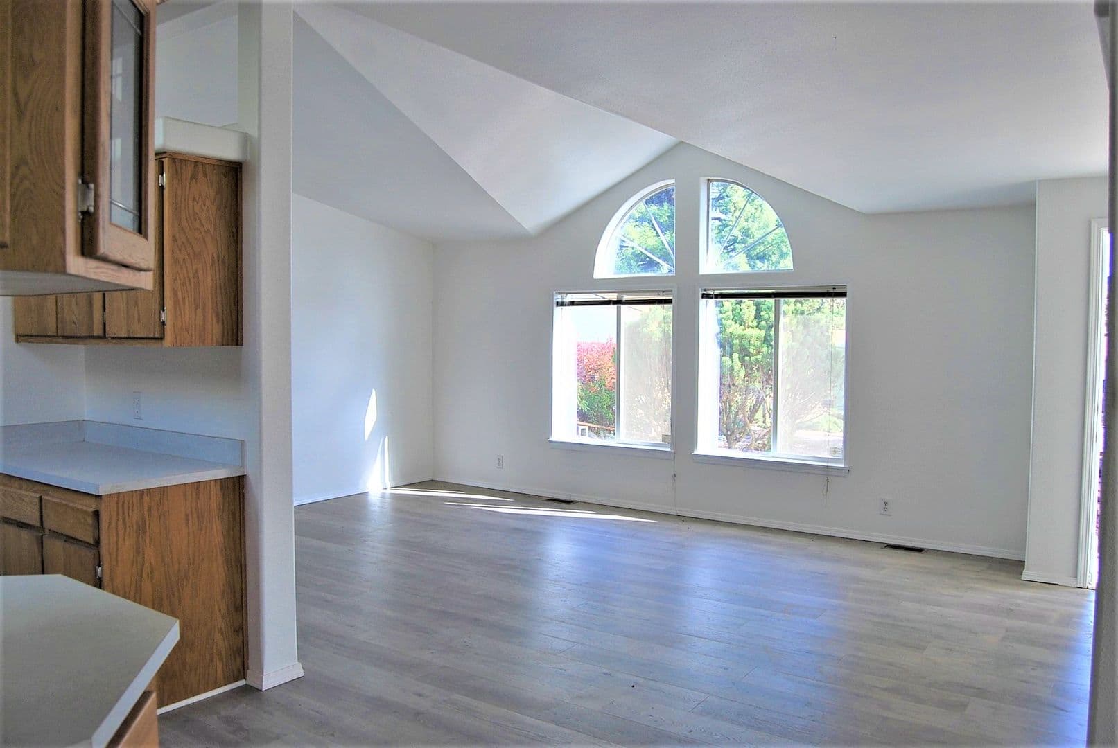 Carlton House: 7511 NE Oak Spring Farm Rd