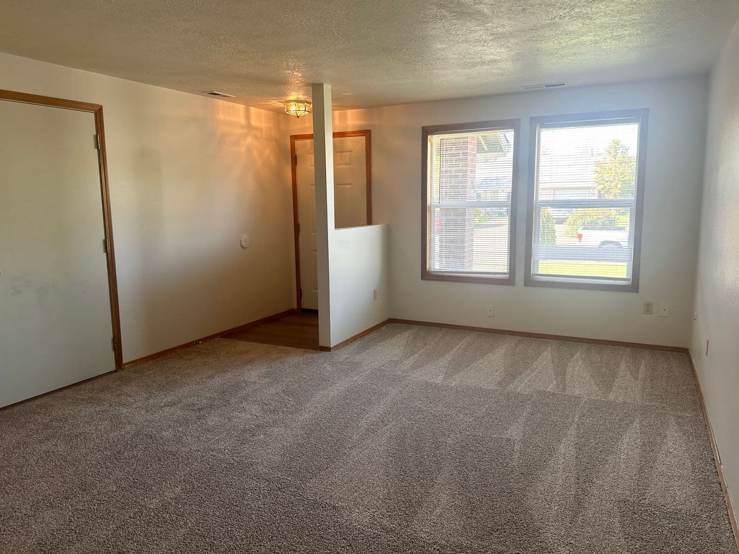 McMinnville House: 2538 NE Norton Ct