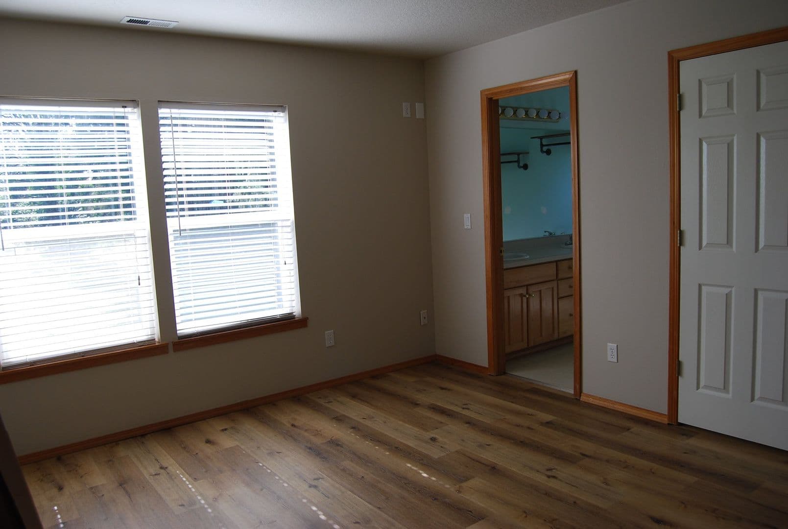 Newberg House: 623 N Grant St