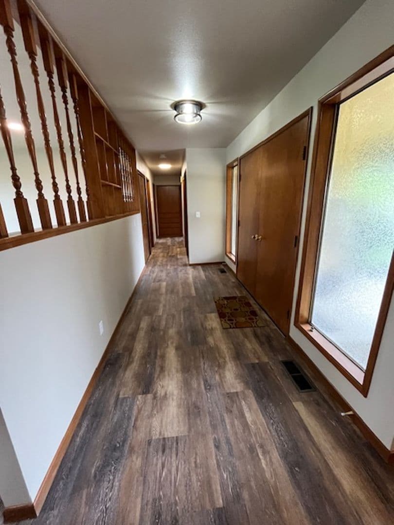 Gaston House: 2451 NW Goodin Creek RD