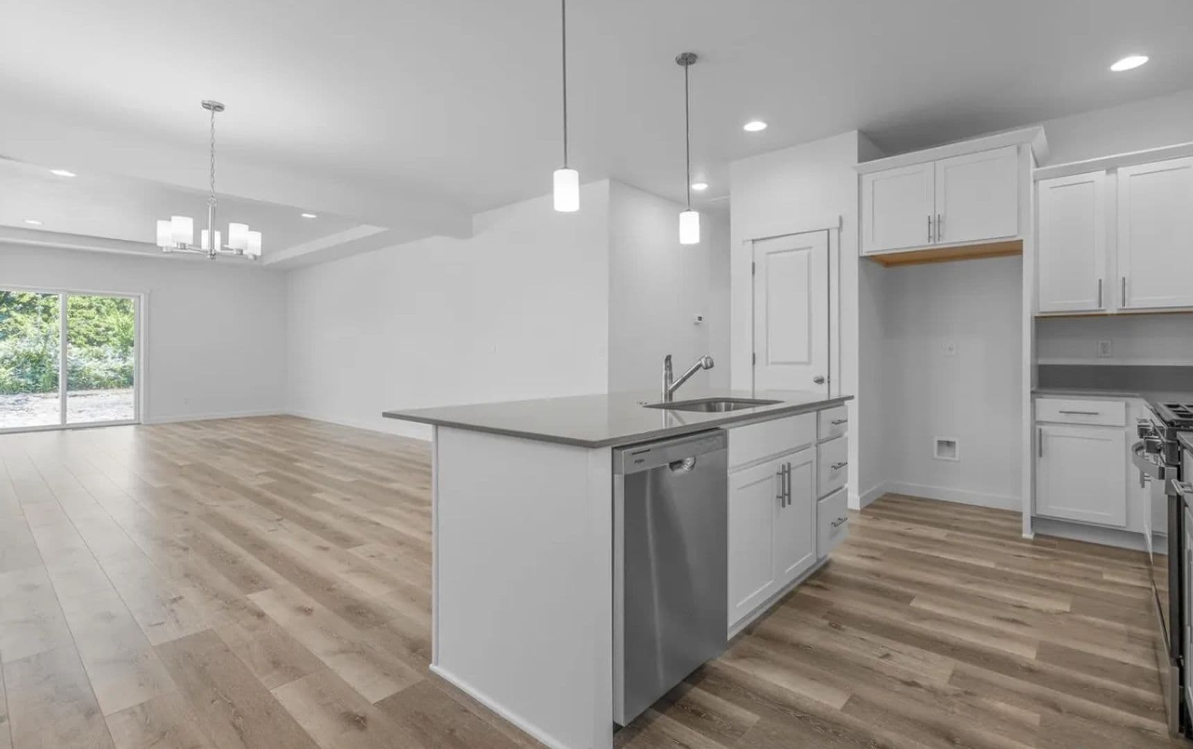 Silverton House: 714 Tigerlily St.