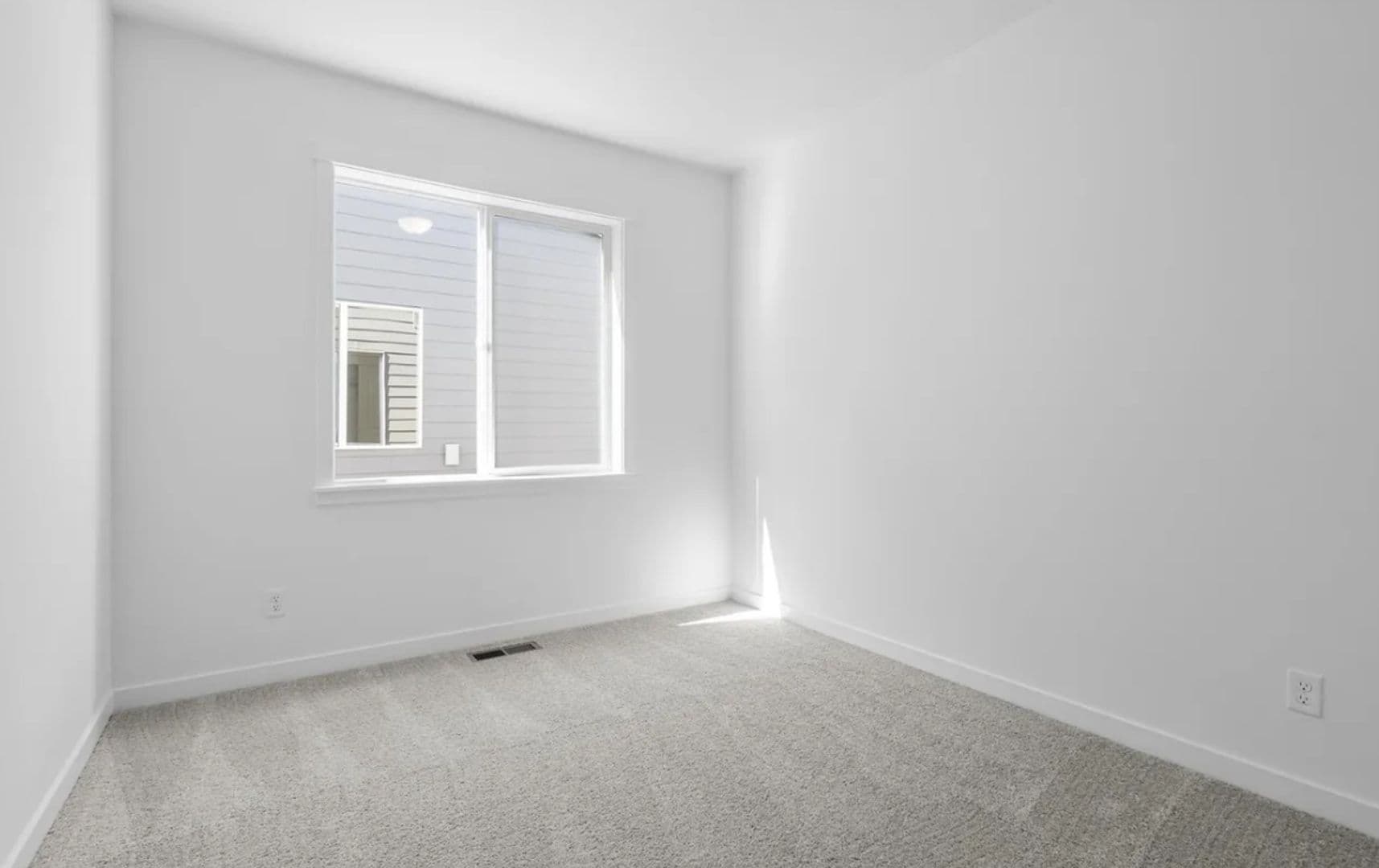 Silverton House: 714 Tigerlily St.