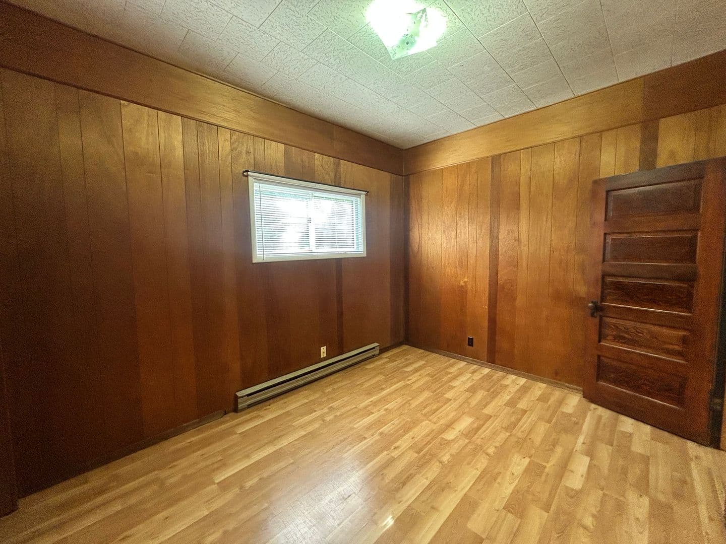 Ellensburg Apartment: 306 W 9th Avenue