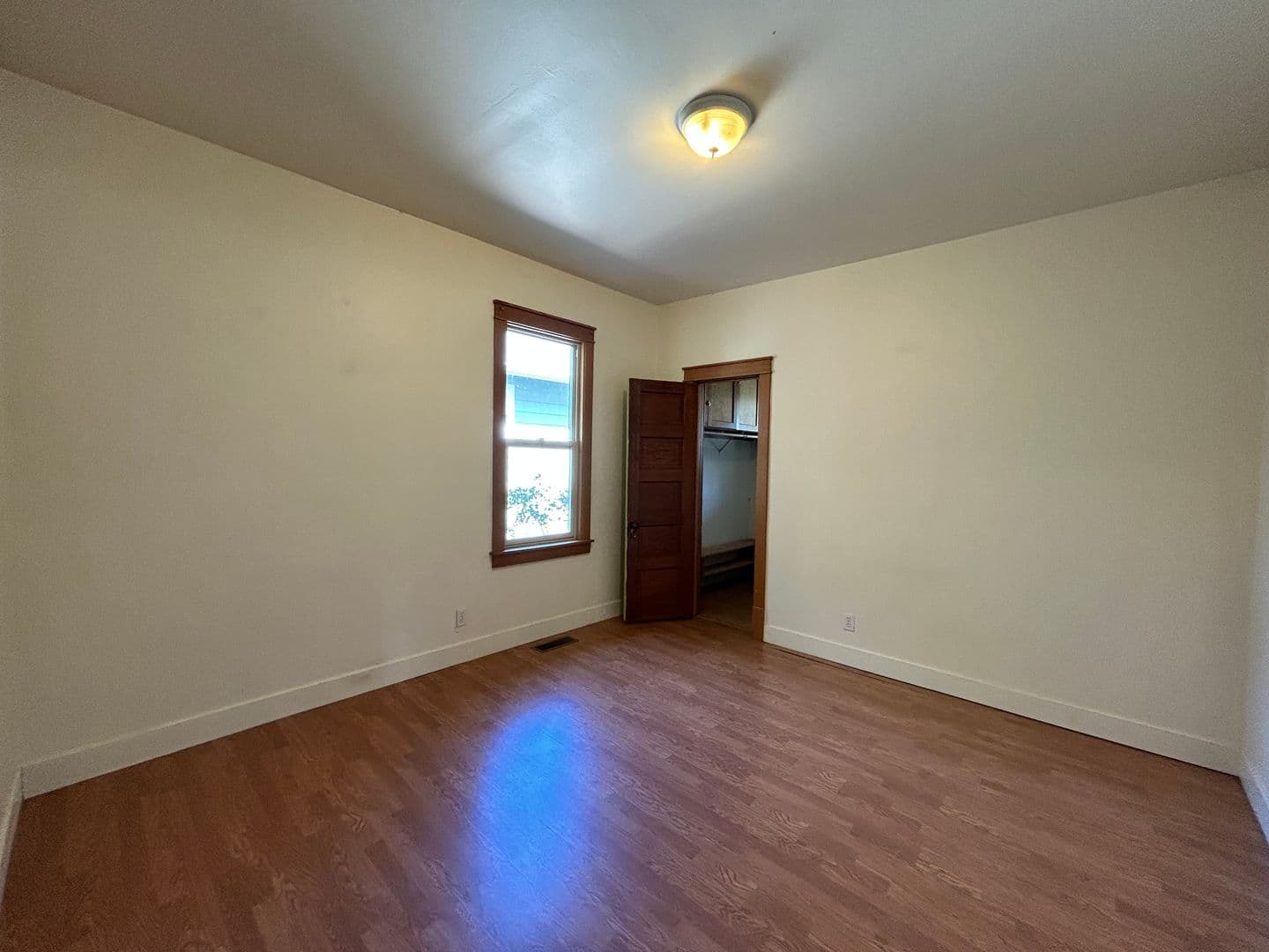 Ellensburg House: 606 West 10th Ave