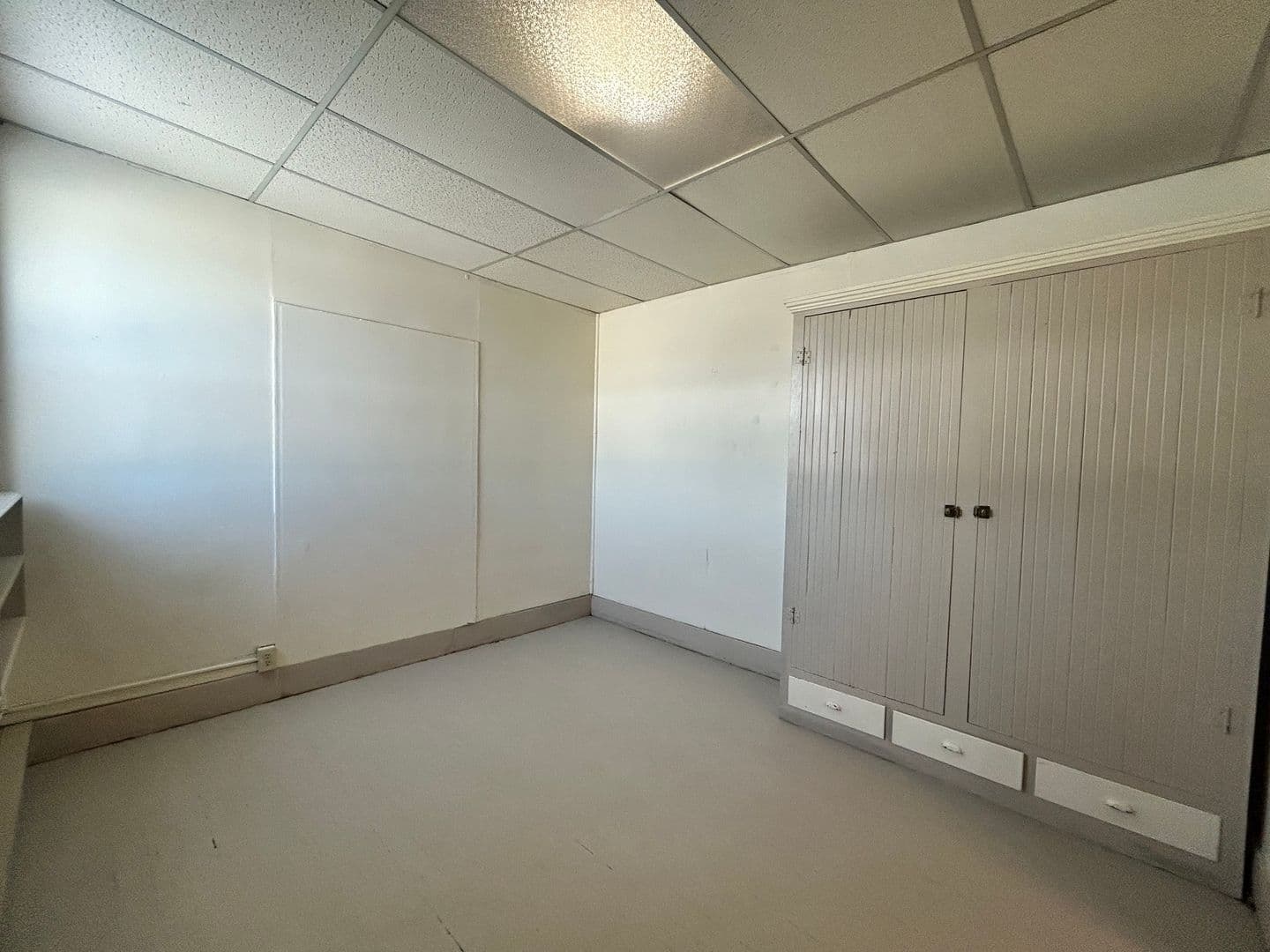 Ellensburg Apartment: 314 1/2 North Pine Street