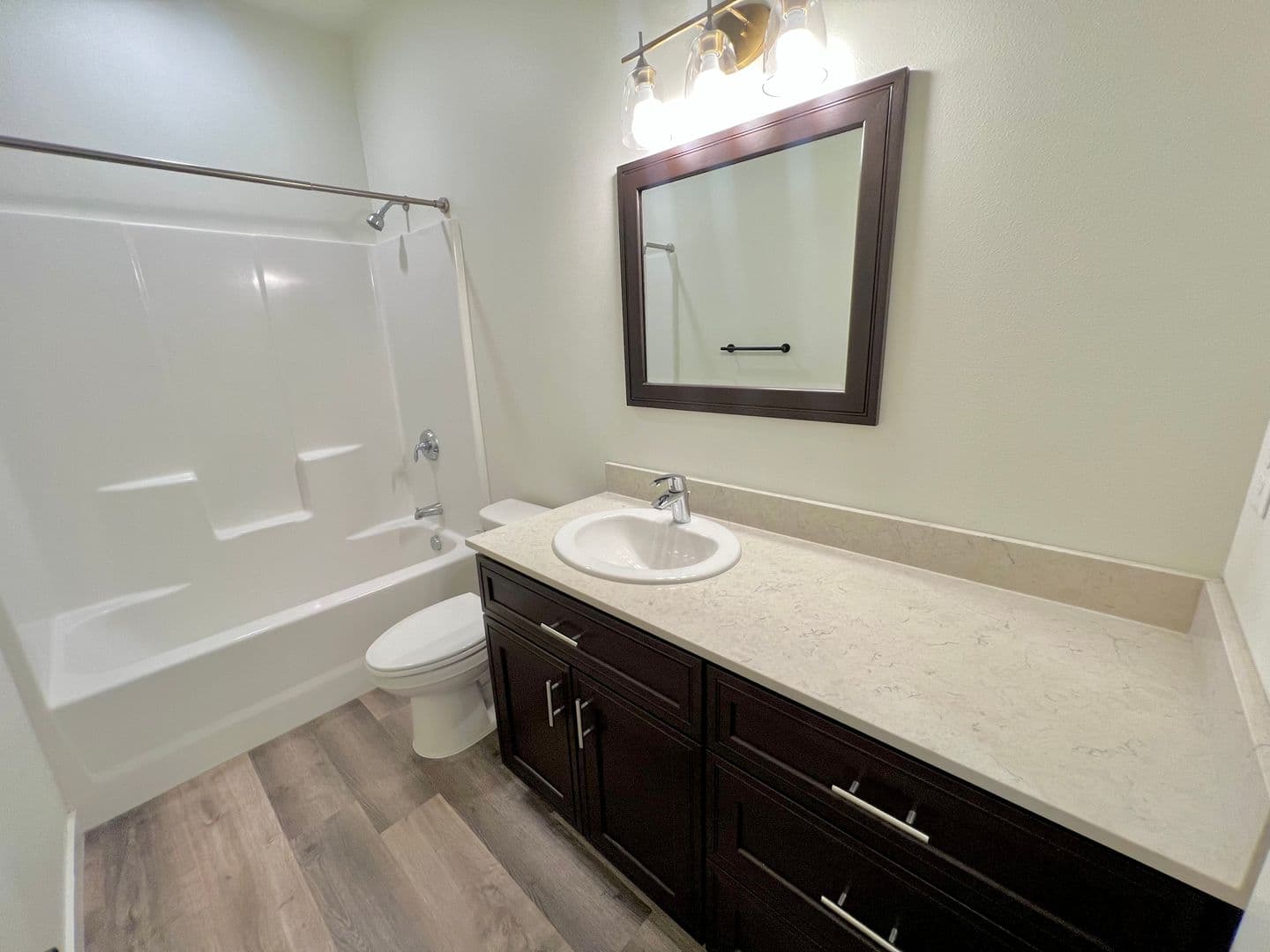 Ellensburg House: 2519 Benjamin Lane