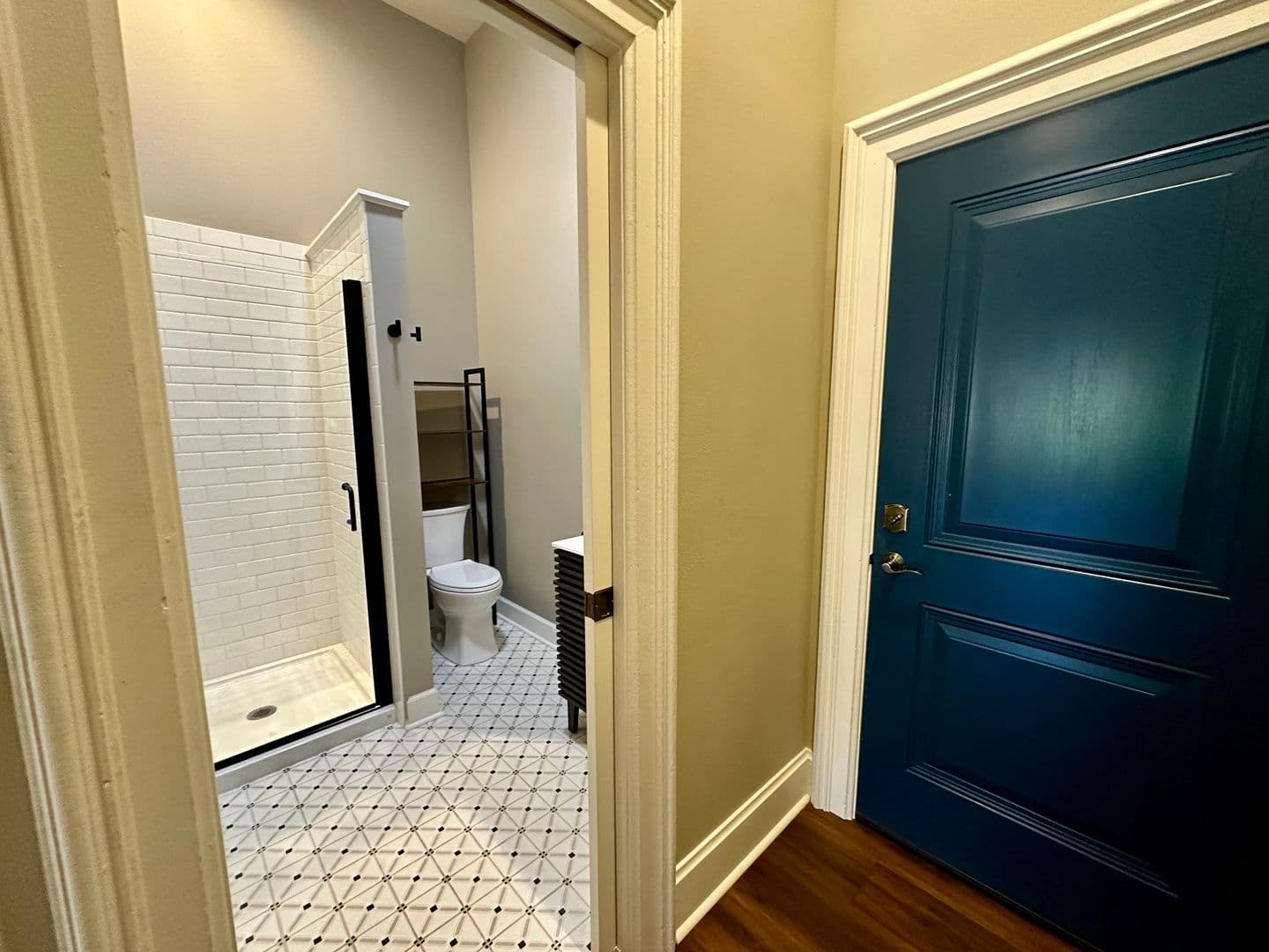 Ellensburg Apartment: 116 East 4th Avenue