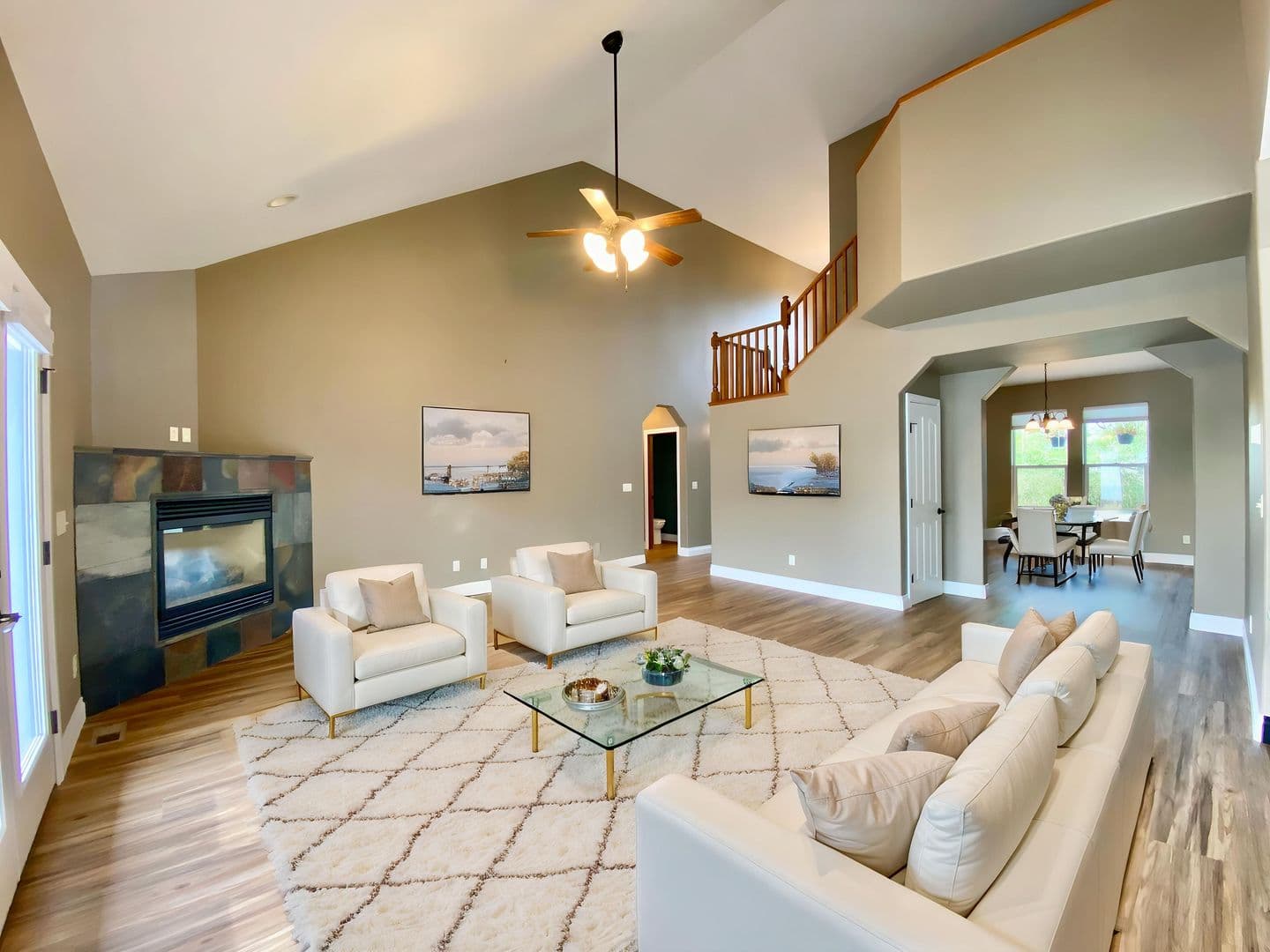 Yakima House: 7904 Easy Street