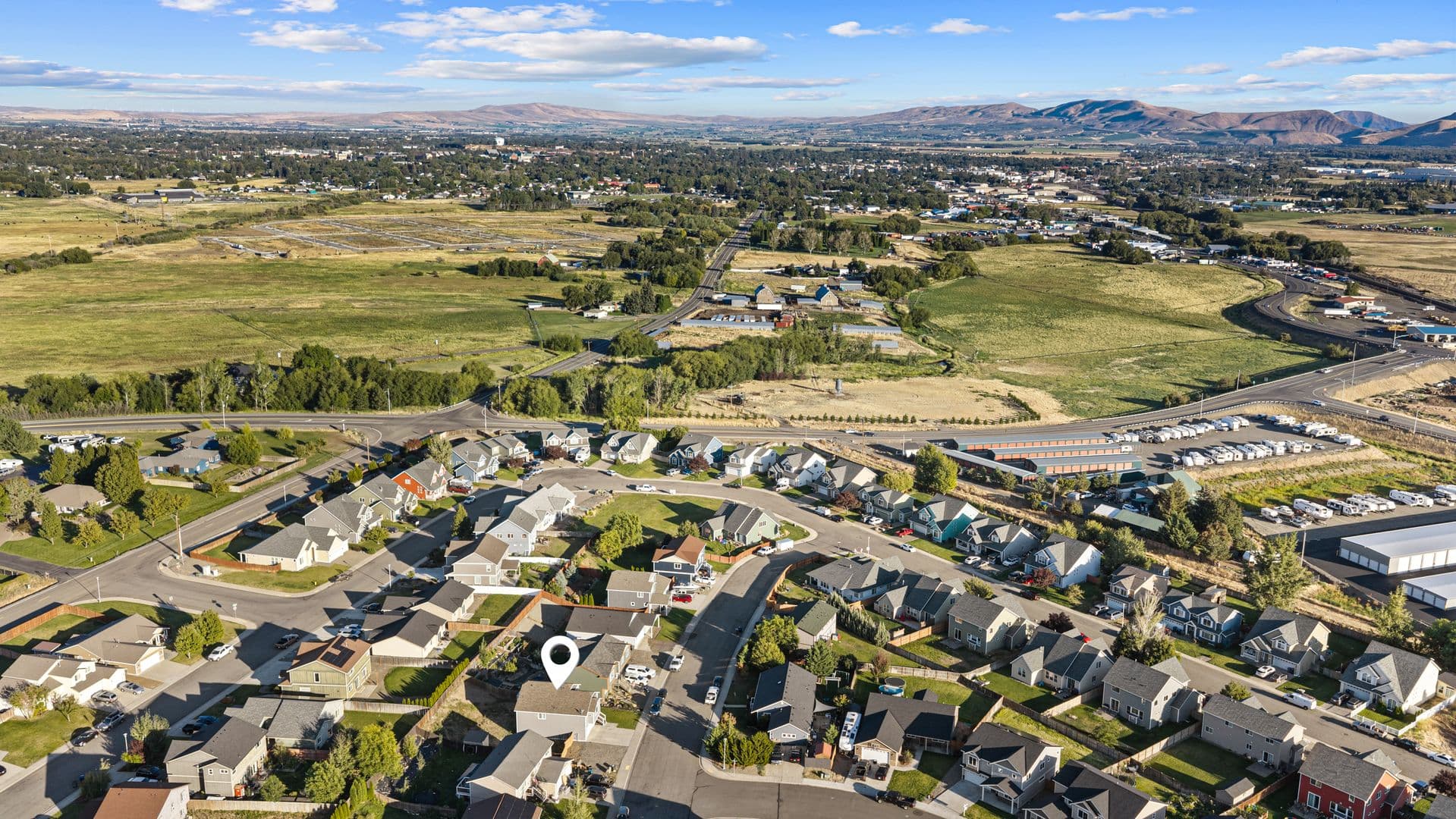 Ellensburg House: 1911 West Peakview Drive