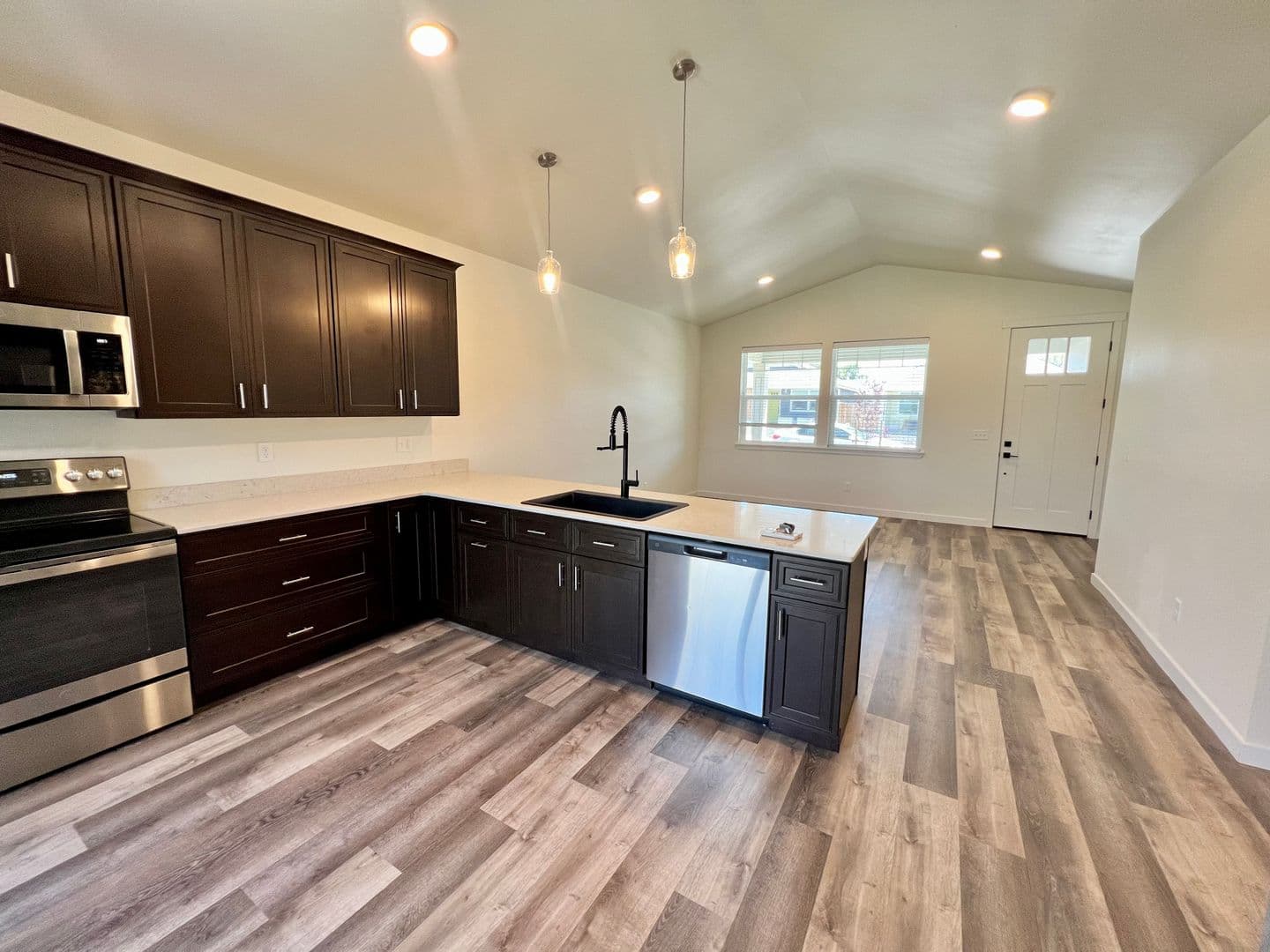 Ellensburg House: 2519 Benjamin Lane